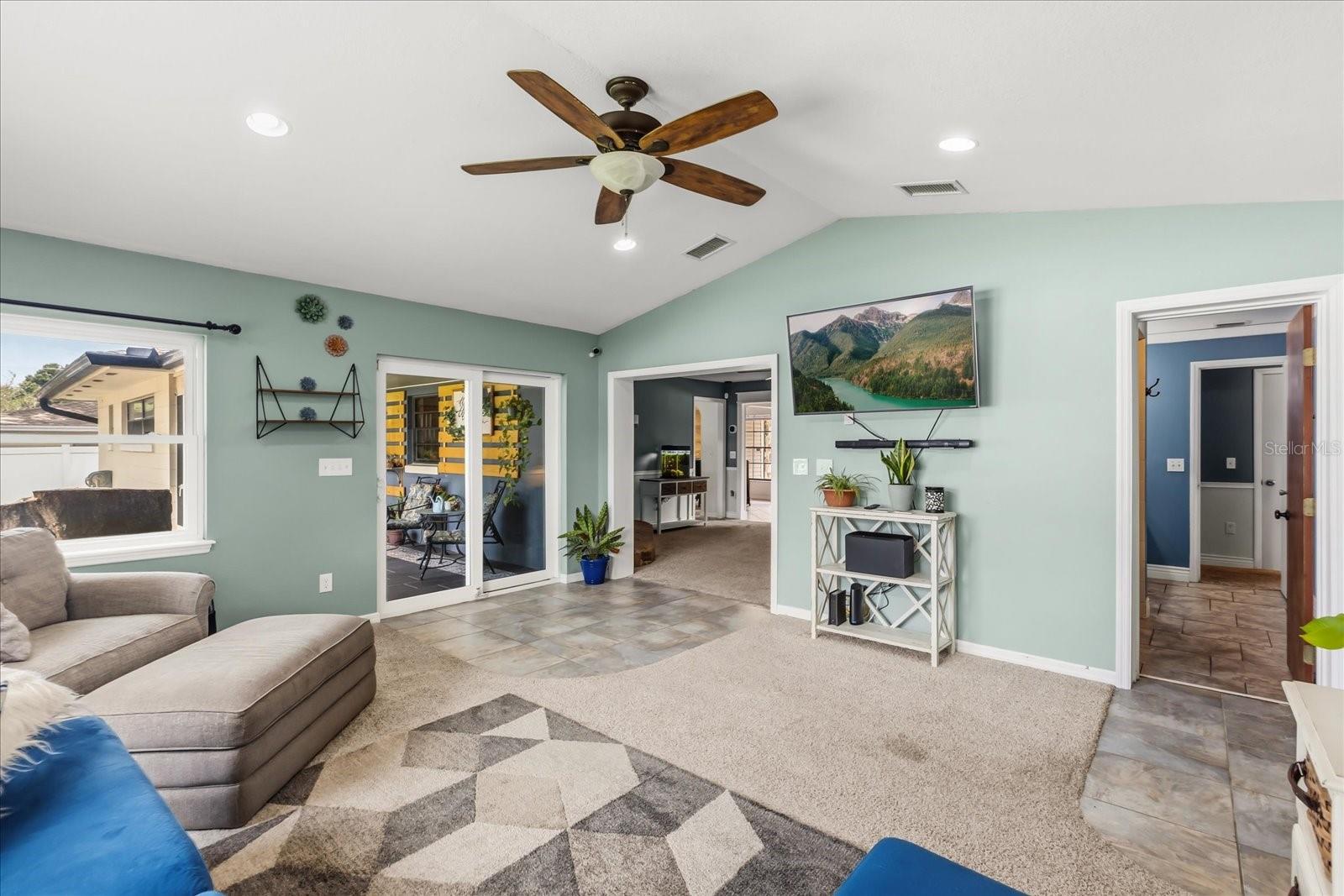 817 E HARBOUR CT, OCOEE, FL, 34761