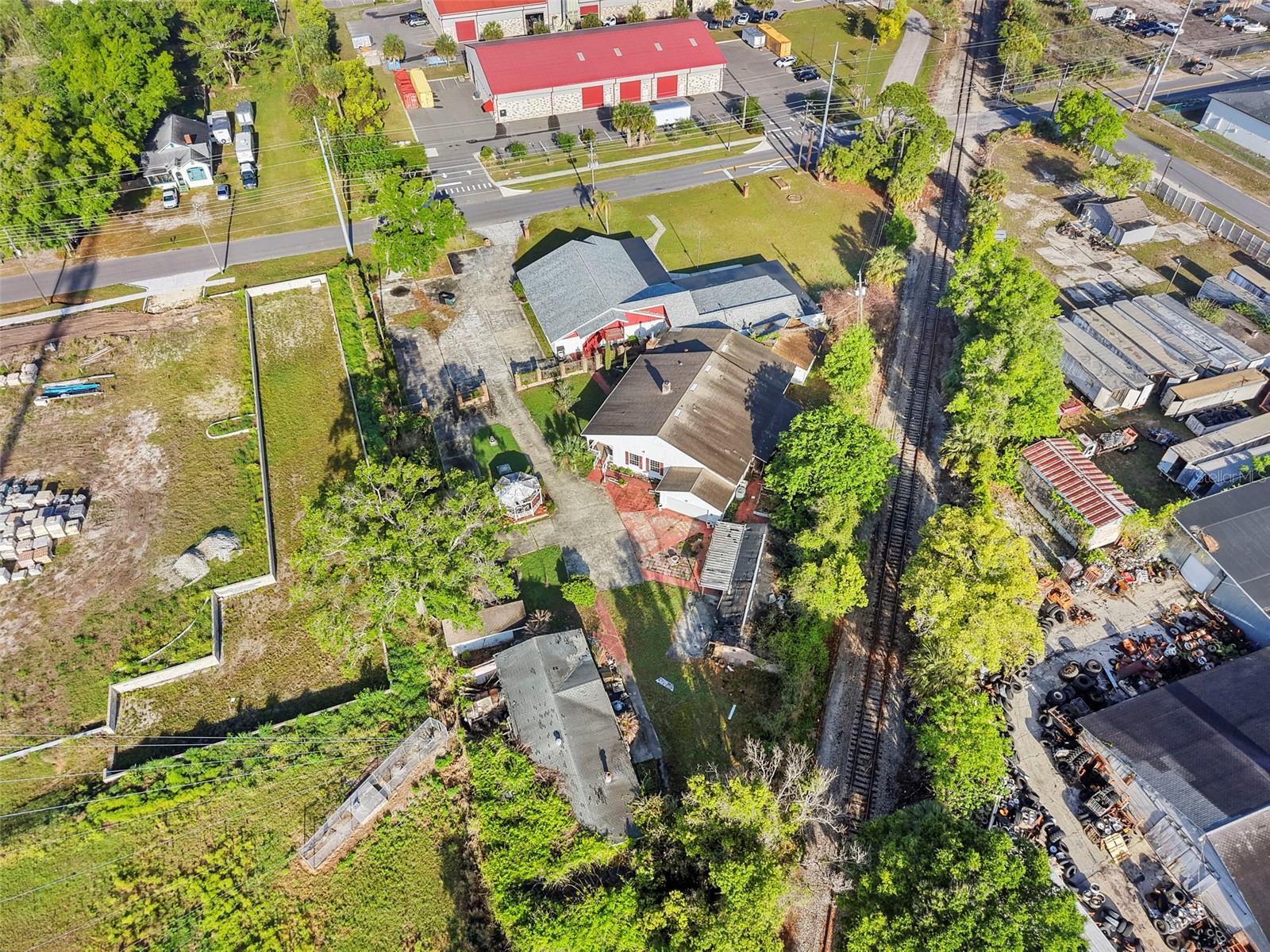 227 S HAWTHORNE AVE, APOPKA, FL, 32703