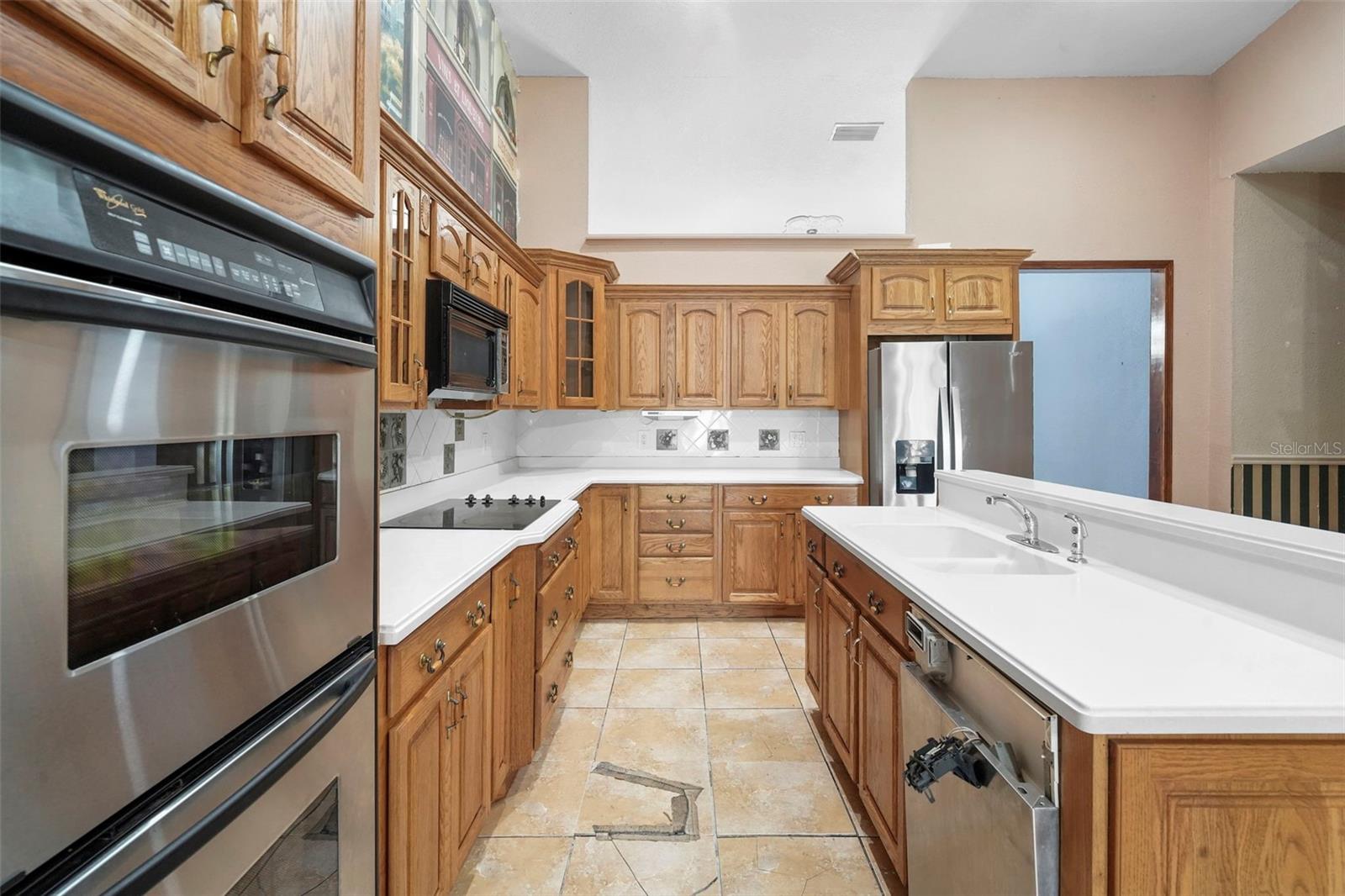 227 S HAWTHORNE AVE, APOPKA, FL, 32703