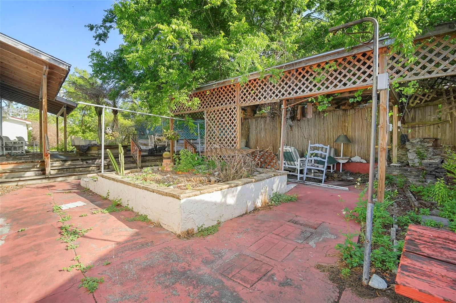 227 S HAWTHORNE AVE, APOPKA, FL, 32703