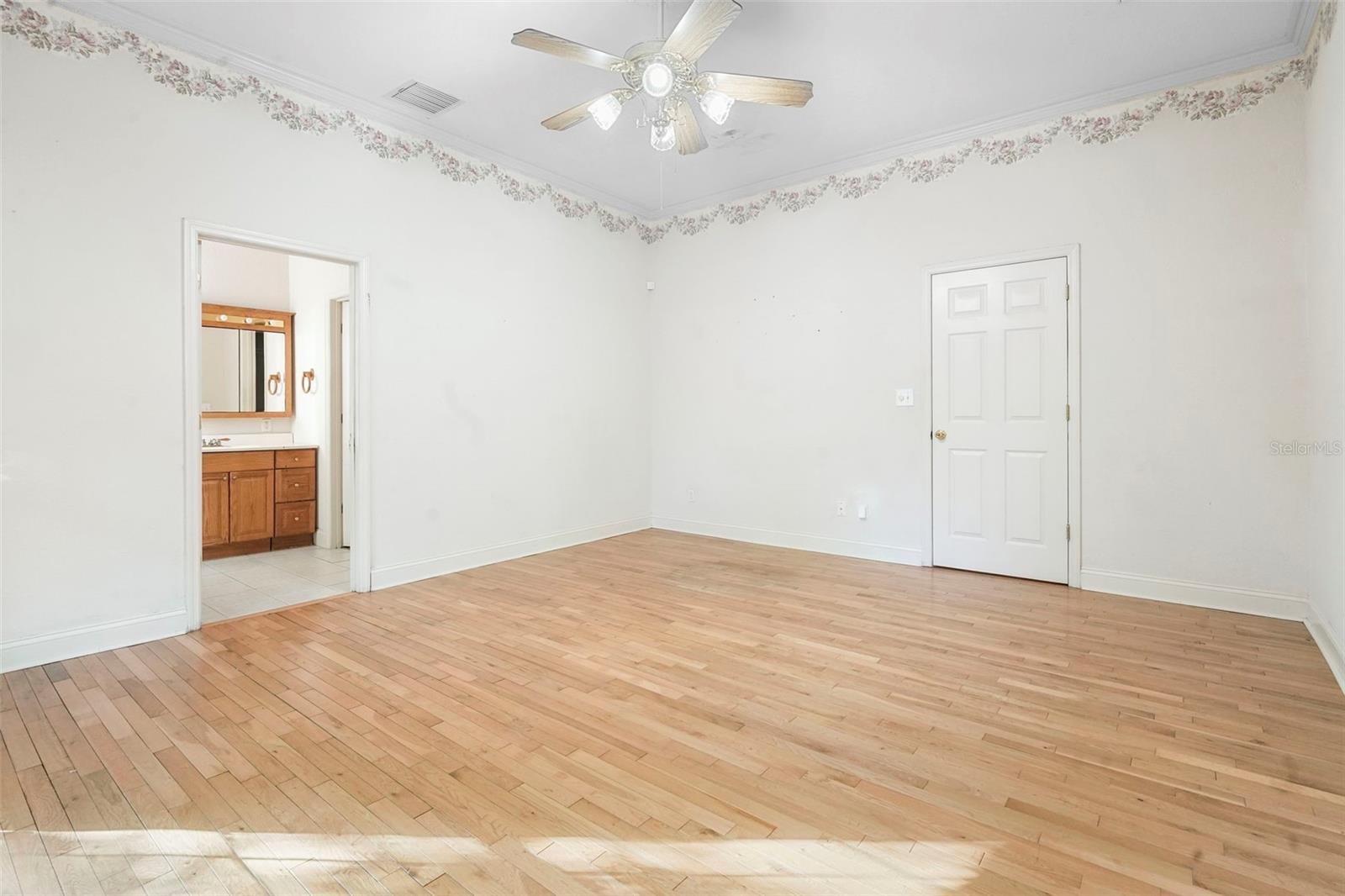 227 S HAWTHORNE AVE, APOPKA, FL, 32703