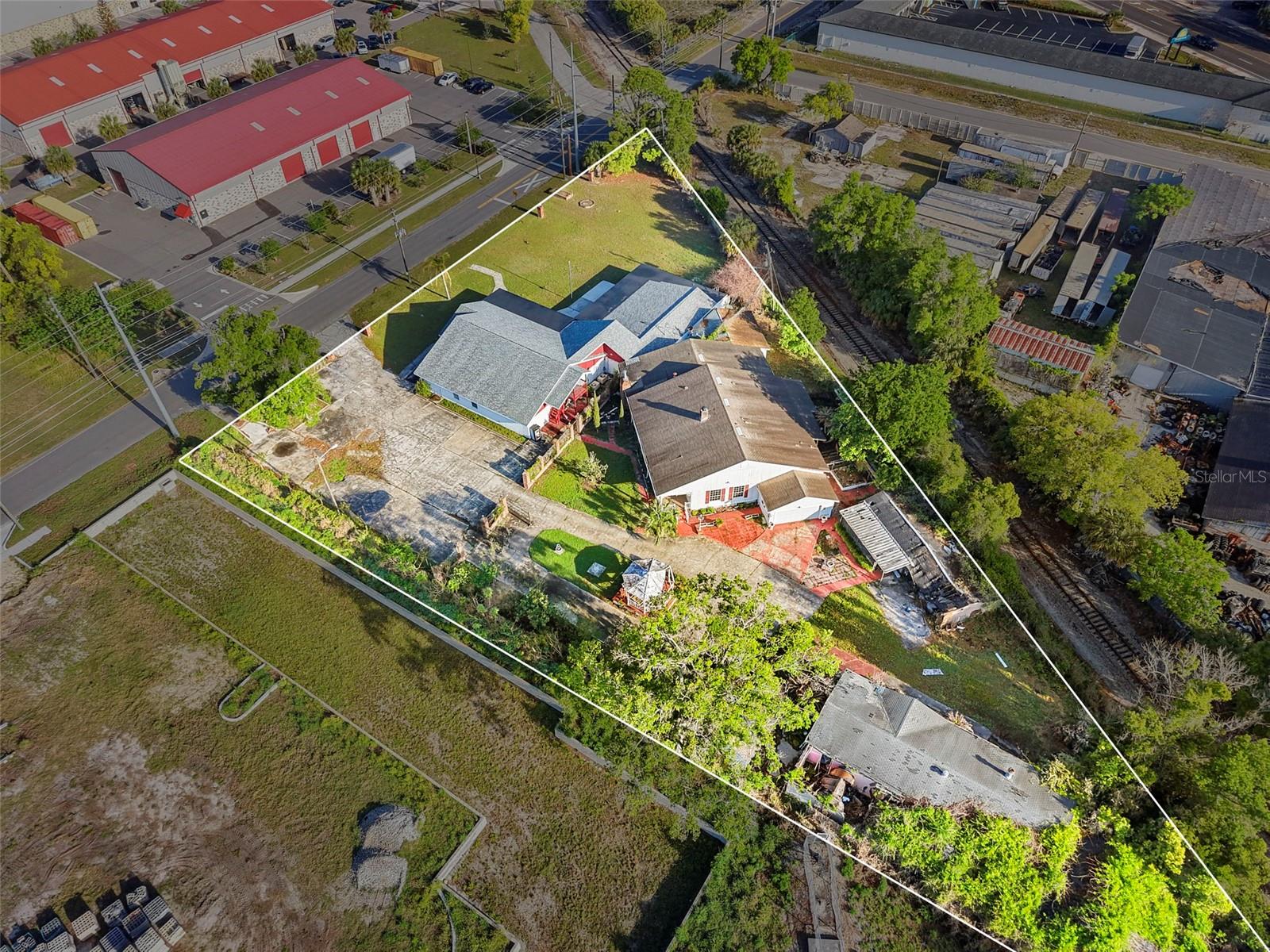 227 S HAWTHORNE AVE, APOPKA, FL, 32703