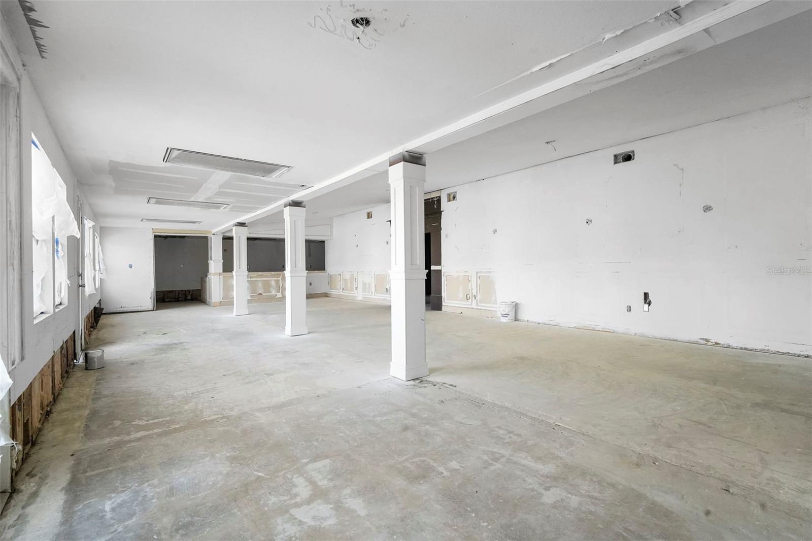 227 S HAWTHORNE AVE, APOPKA, FL, 32703