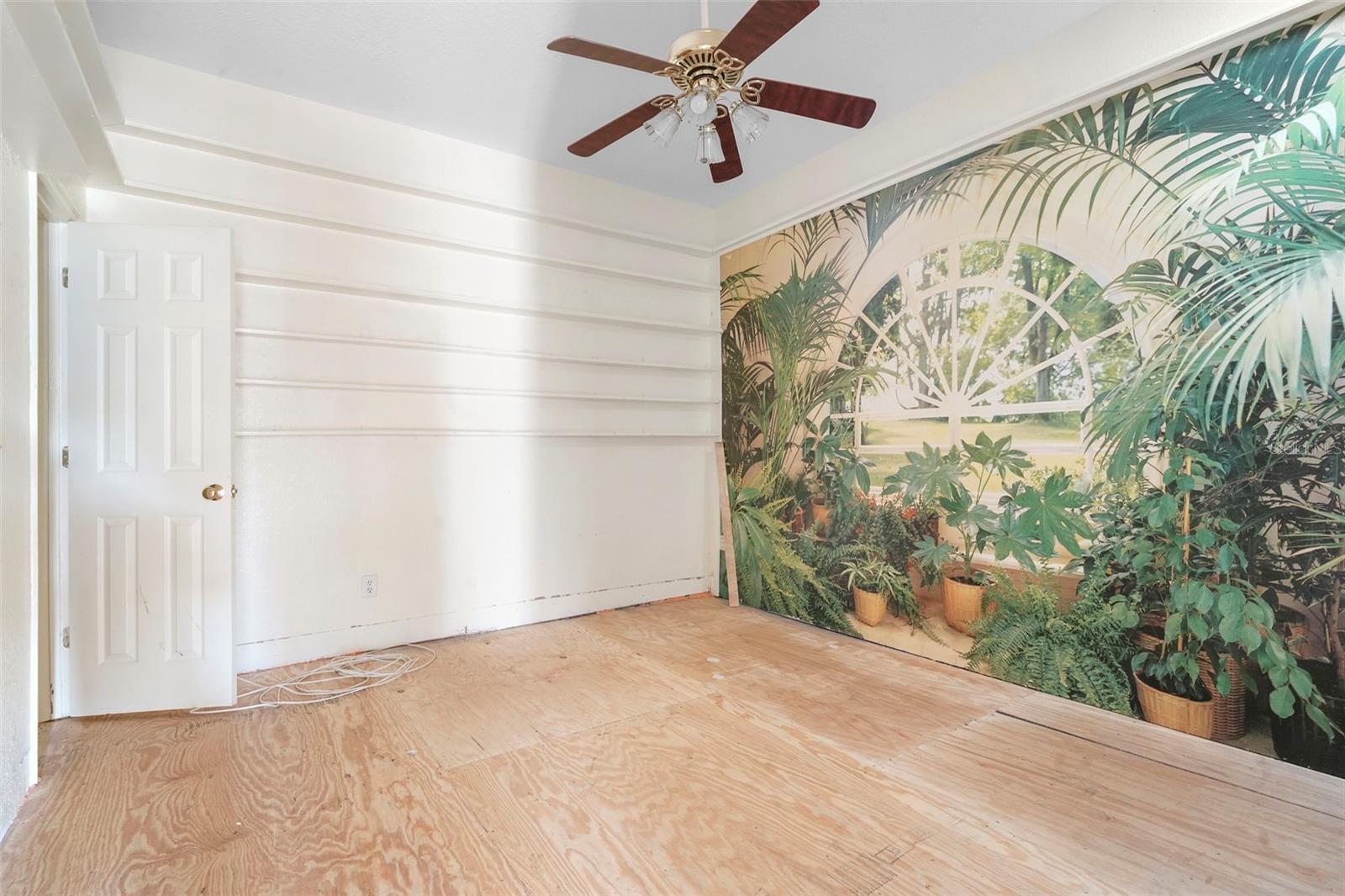 227 S HAWTHORNE AVE, APOPKA, FL, 32703