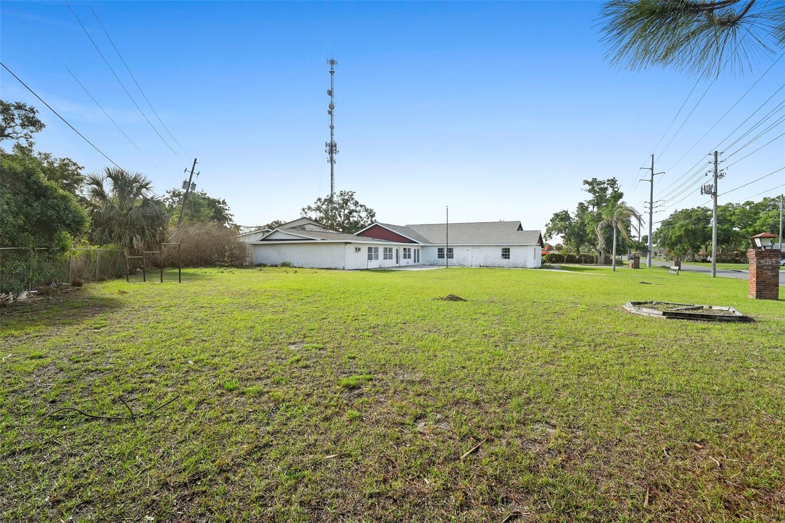 227 S HAWTHORNE AVE, APOPKA, FL, 32703