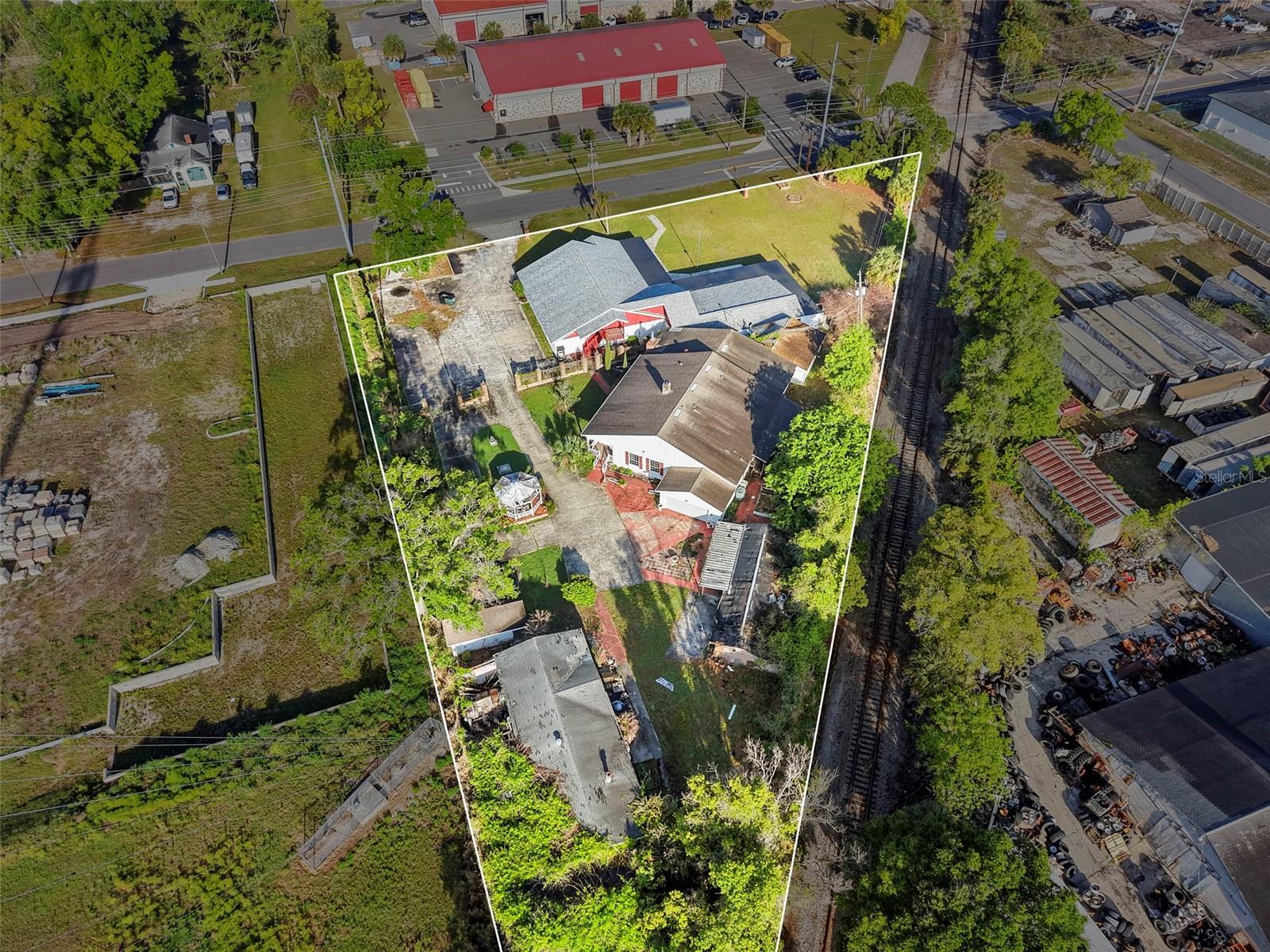 227 S HAWTHORNE AVE, APOPKA, FL, 32703