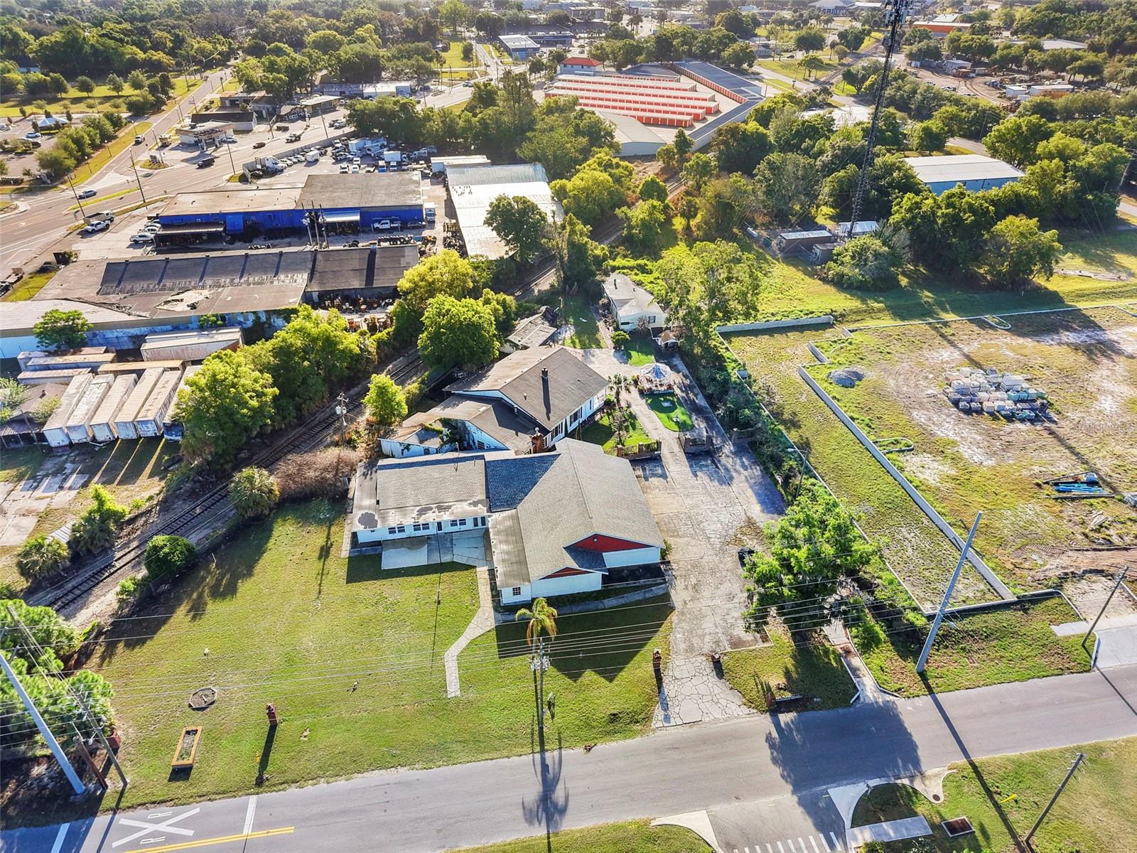 227 S HAWTHORNE AVE, APOPKA, FL, 32703