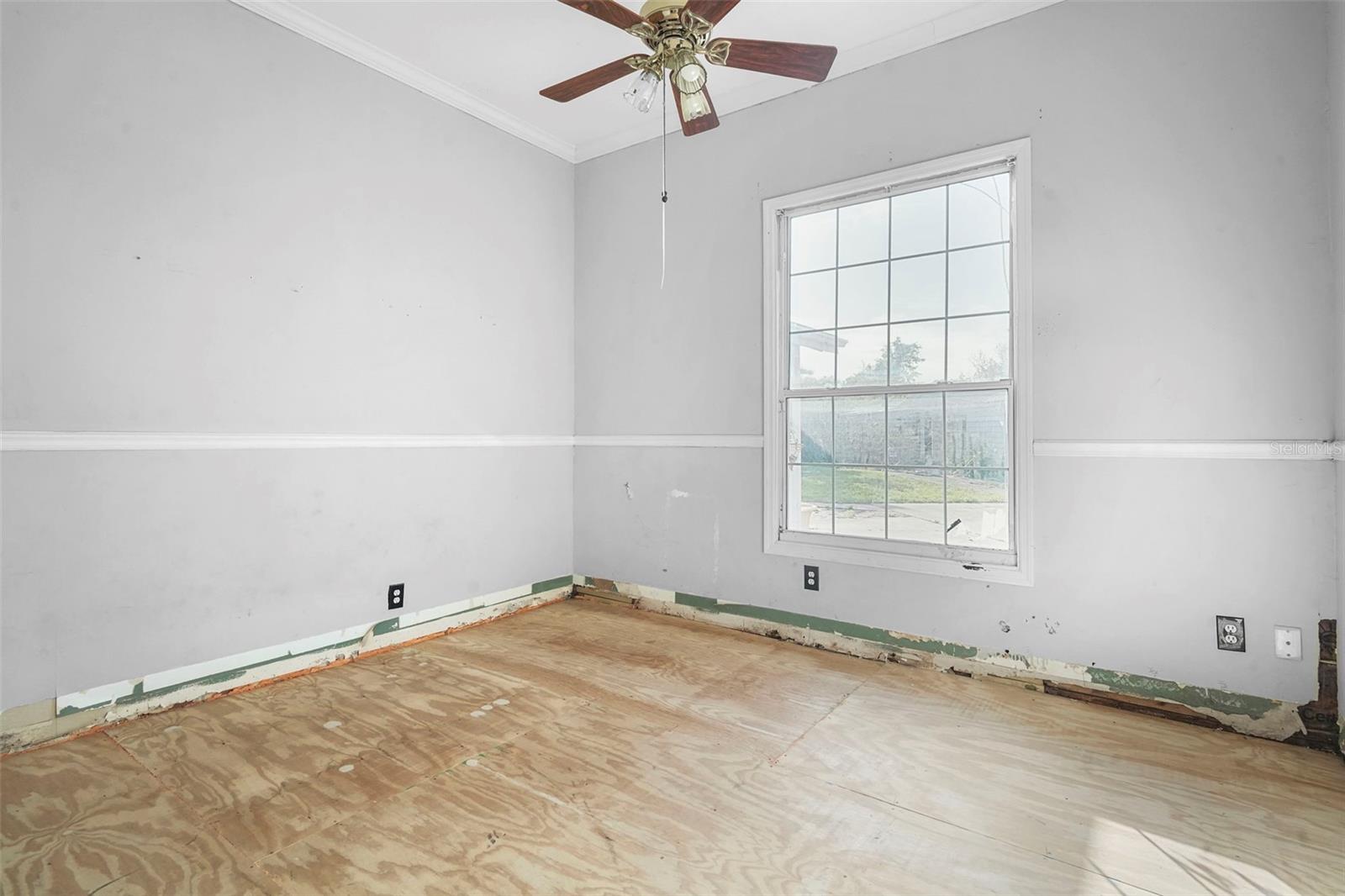 227 S HAWTHORNE AVE, APOPKA, FL, 32703