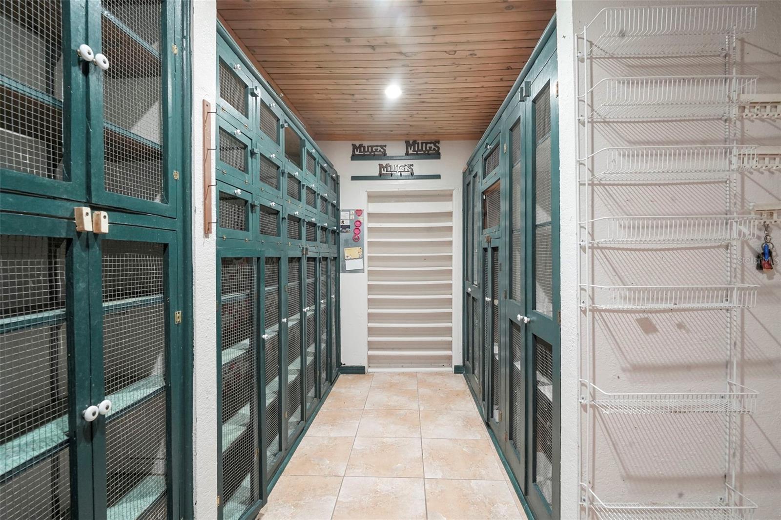 227 S HAWTHORNE AVE, APOPKA, FL, 32703