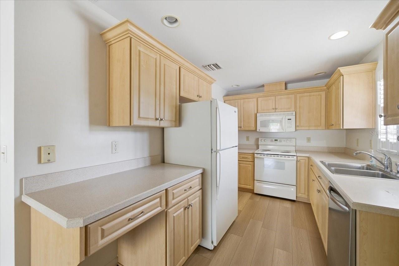 11875 90TH AVE, SEMINOLE, FL, 33772