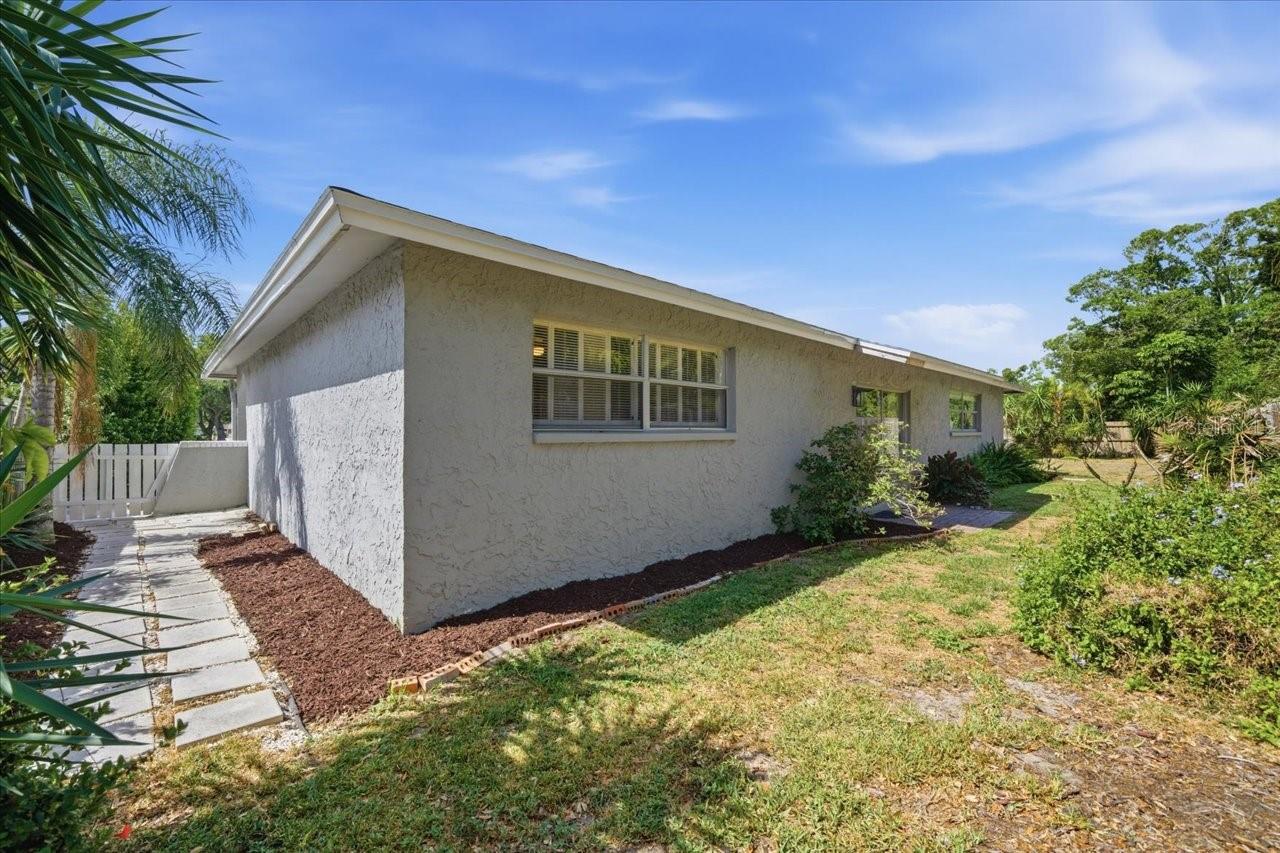 11875 90TH AVE, SEMINOLE, FL, 33772