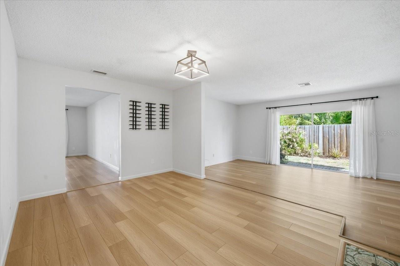 11875 90TH AVE, SEMINOLE, FL, 33772