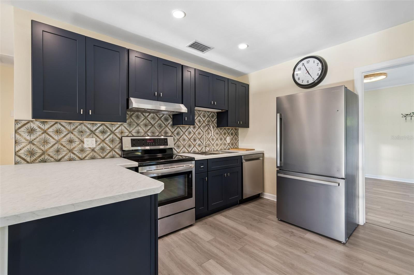 1101 27TH ST N, ST PETERSBURG, FL, 33713