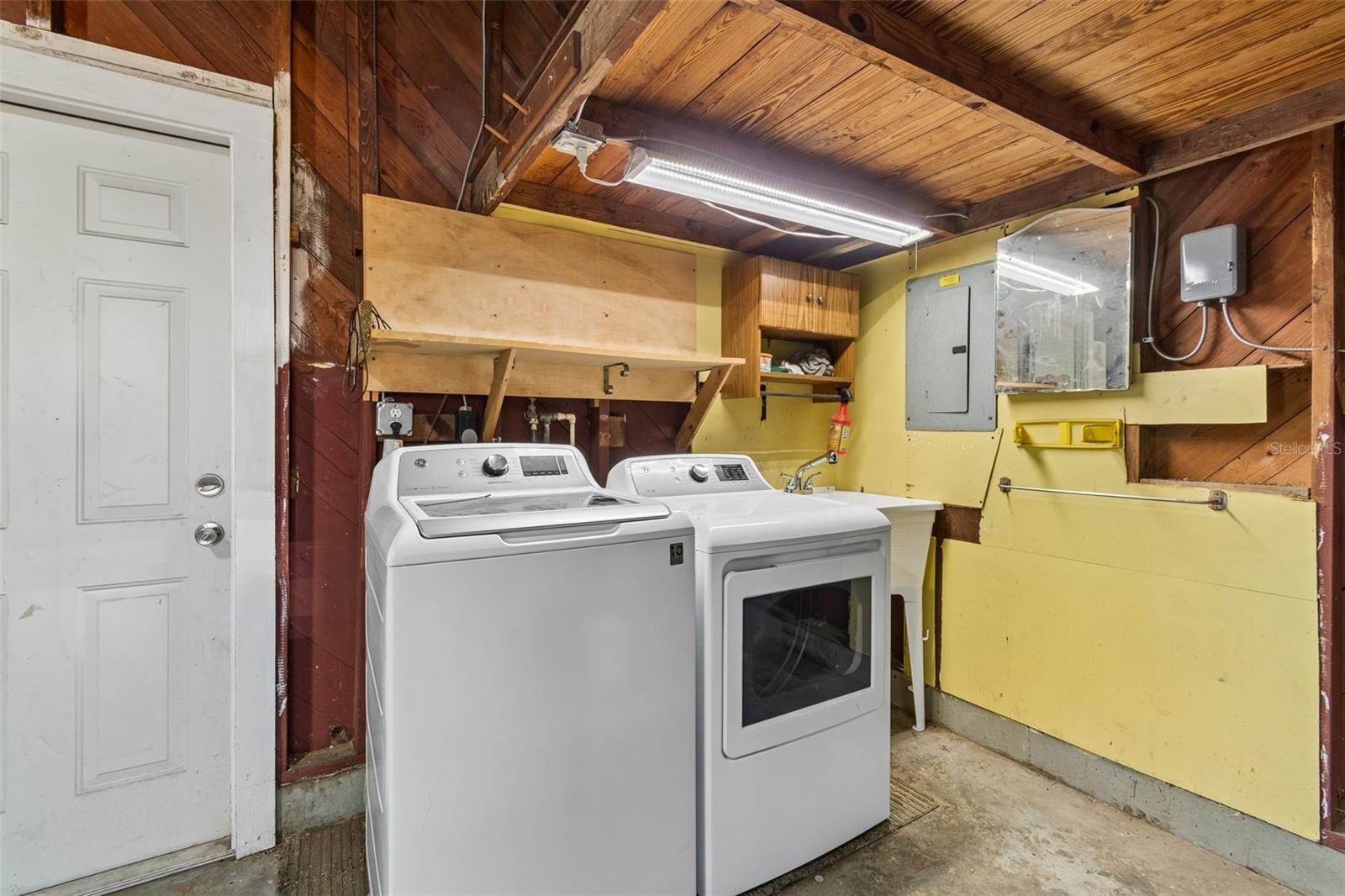 1101 27TH ST N, ST PETERSBURG, FL, 33713