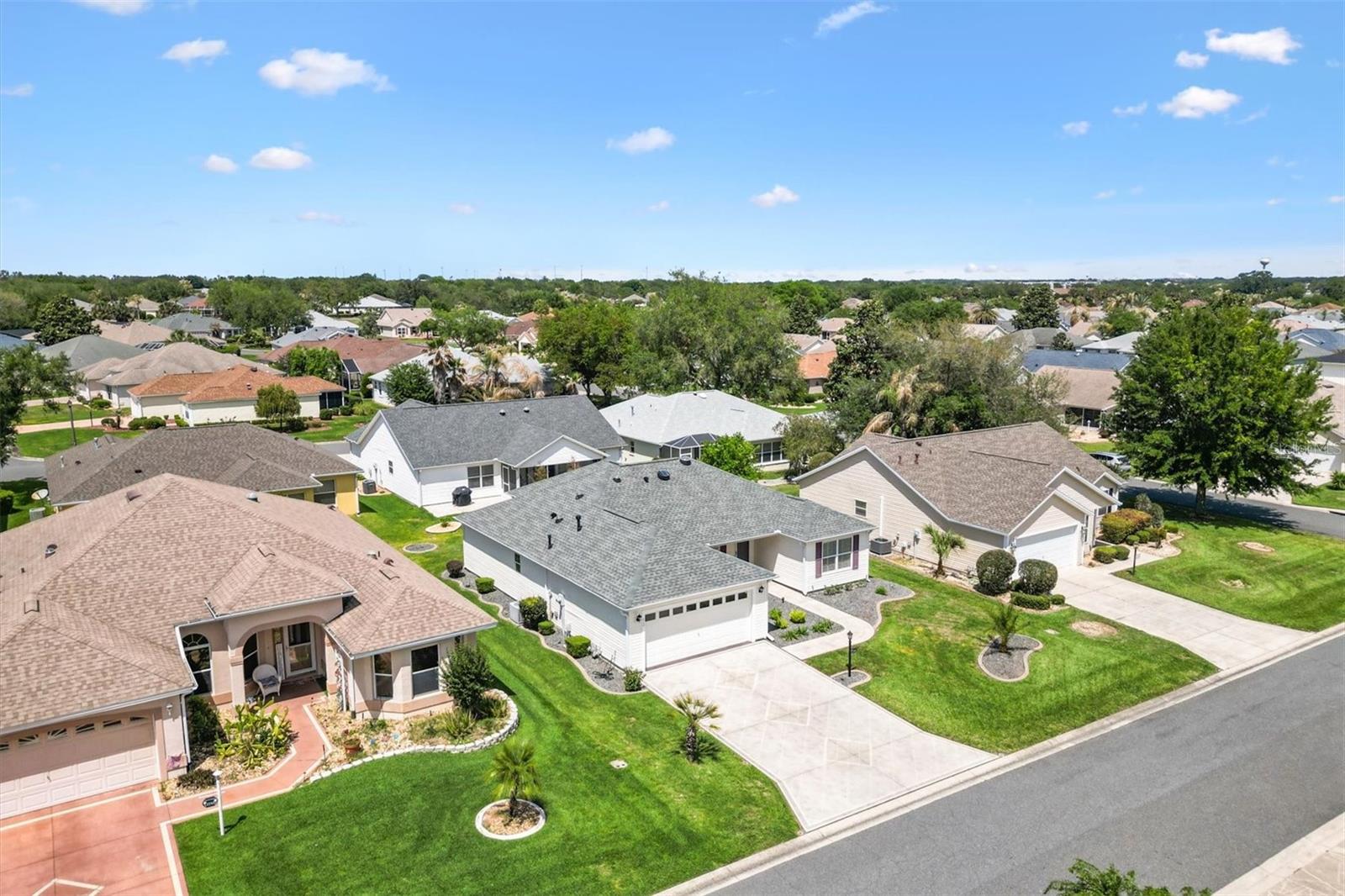 2725 MORVEN PARK WAY, THE VILLAGES, FL, 32162