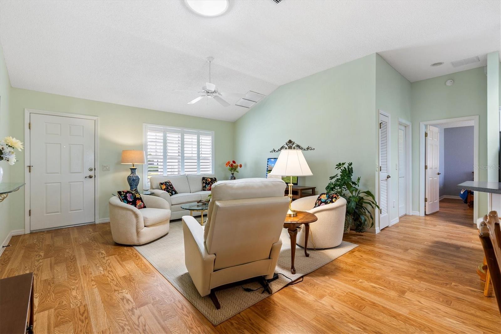 2725 MORVEN PARK WAY, THE VILLAGES, FL, 32162