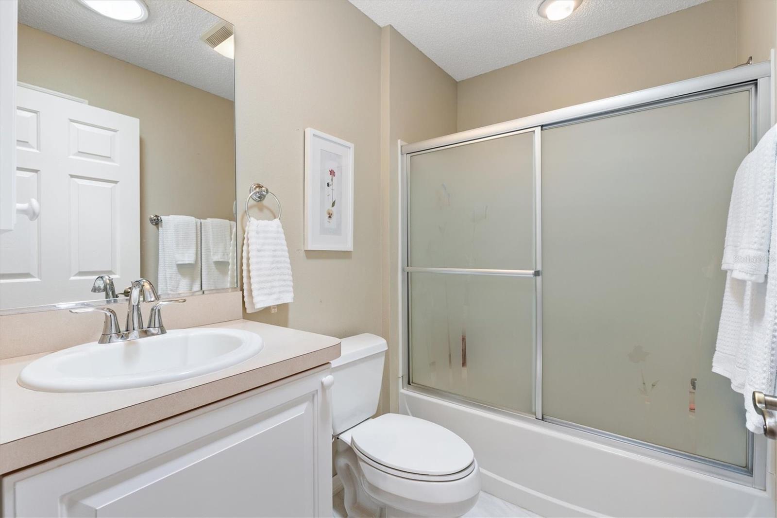 2725 MORVEN PARK WAY, THE VILLAGES, FL, 32162