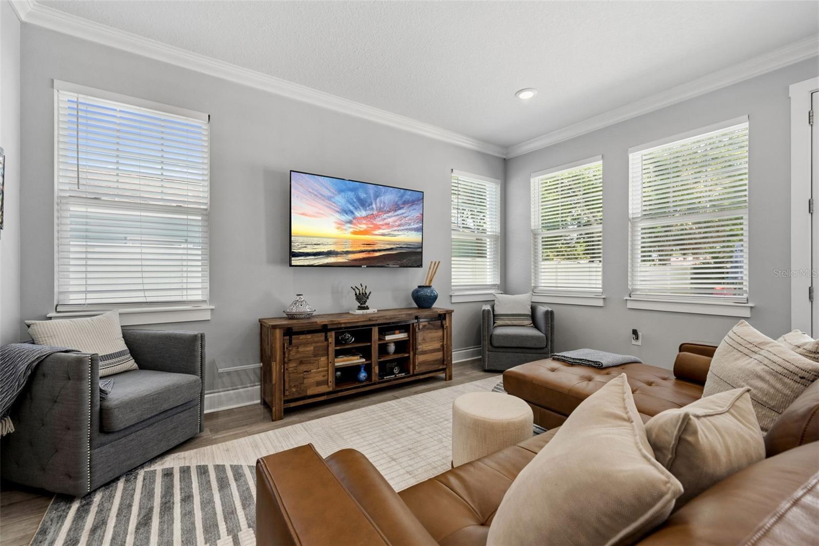 5311 7TH AVE N, ST PETERSBURG, FL, 33710