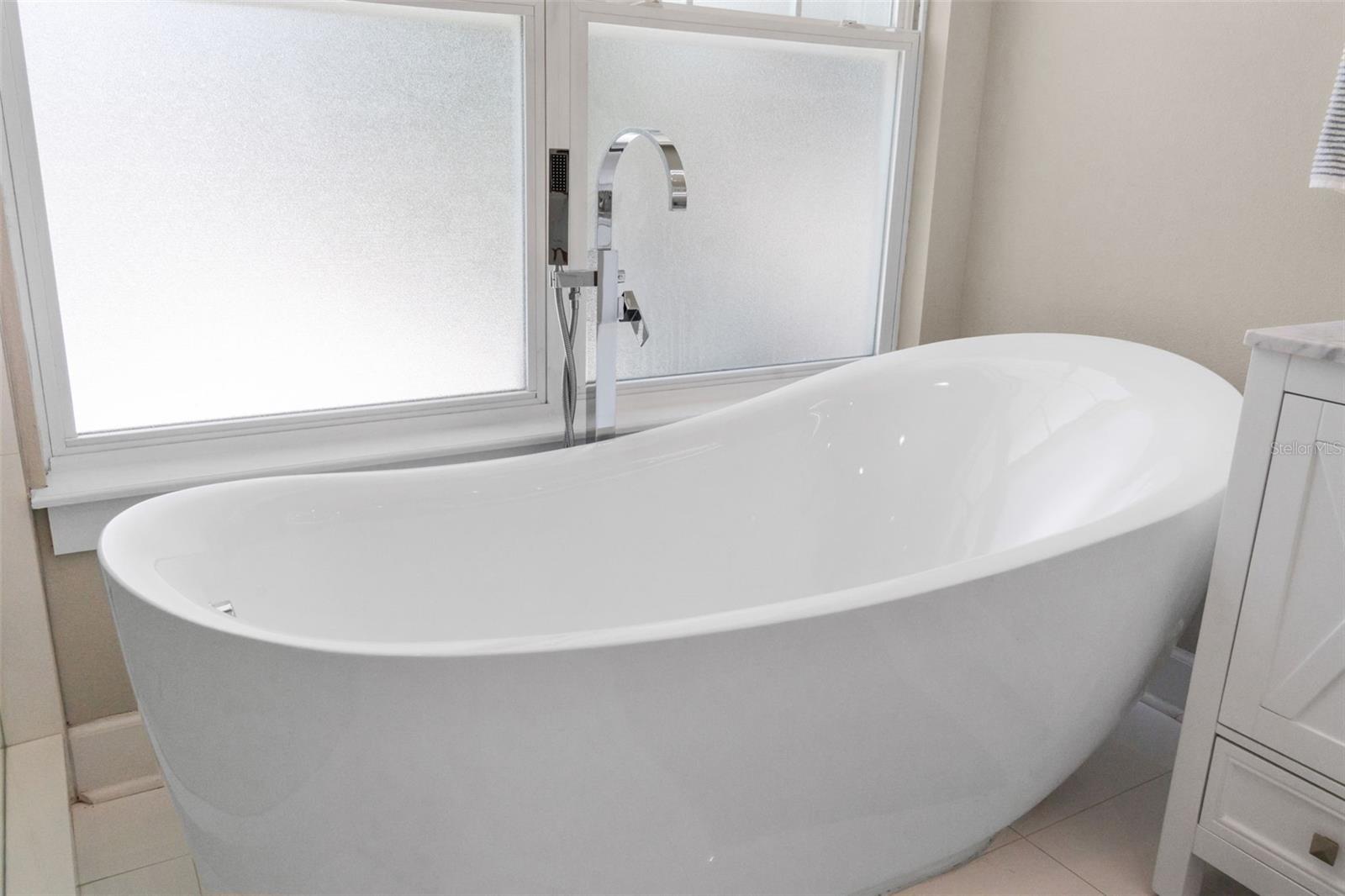 5311 7TH AVE N, ST PETERSBURG, FL, 33710