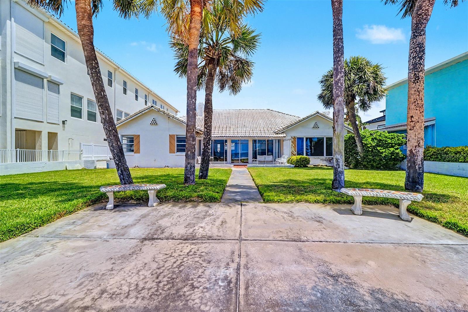 18206 SUNSET BLVD, REDINGTON SHORES, FL, 33708