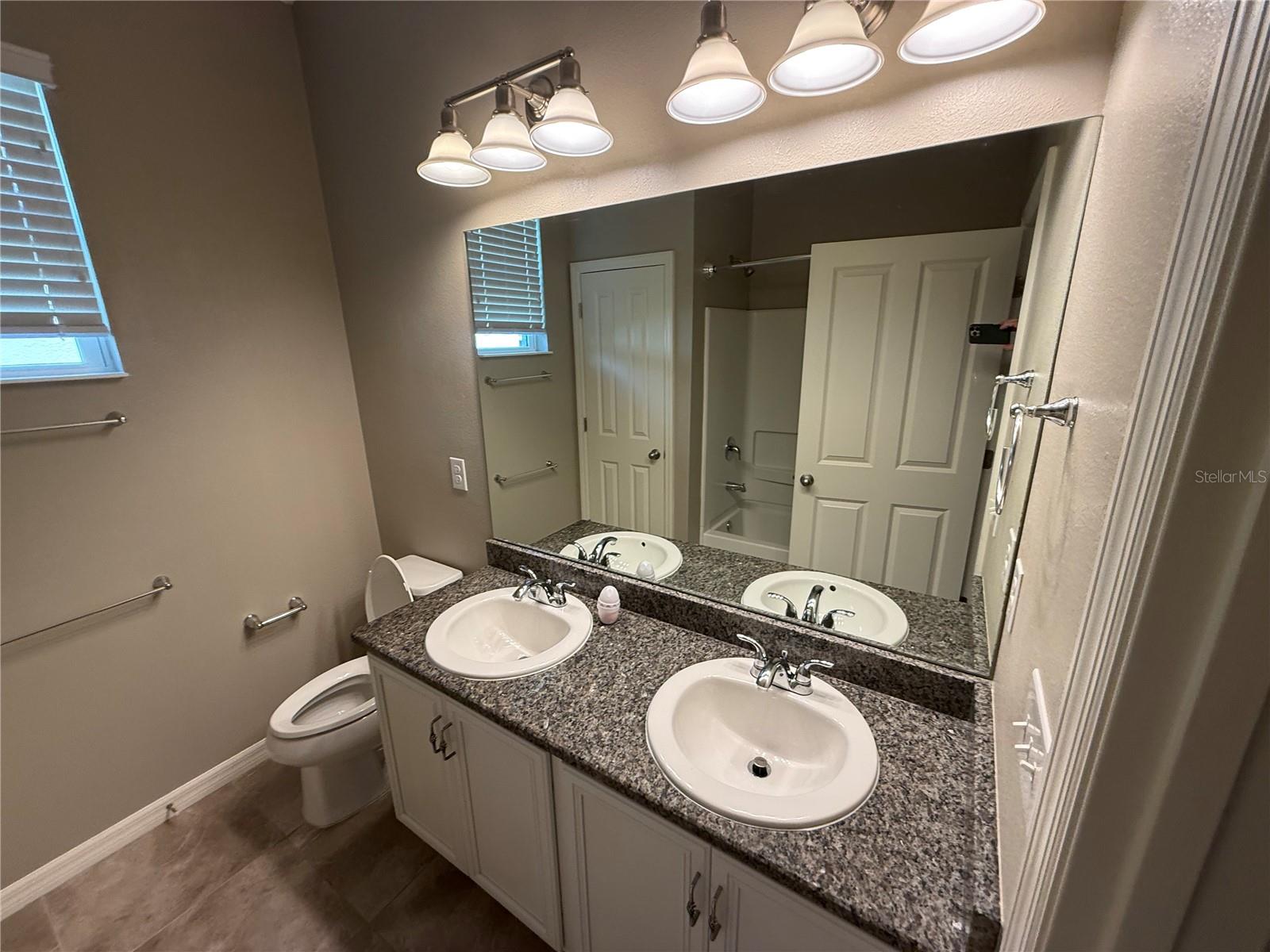 2049 MESIC HAMMOCK WAY, VENICE, FL, 34292