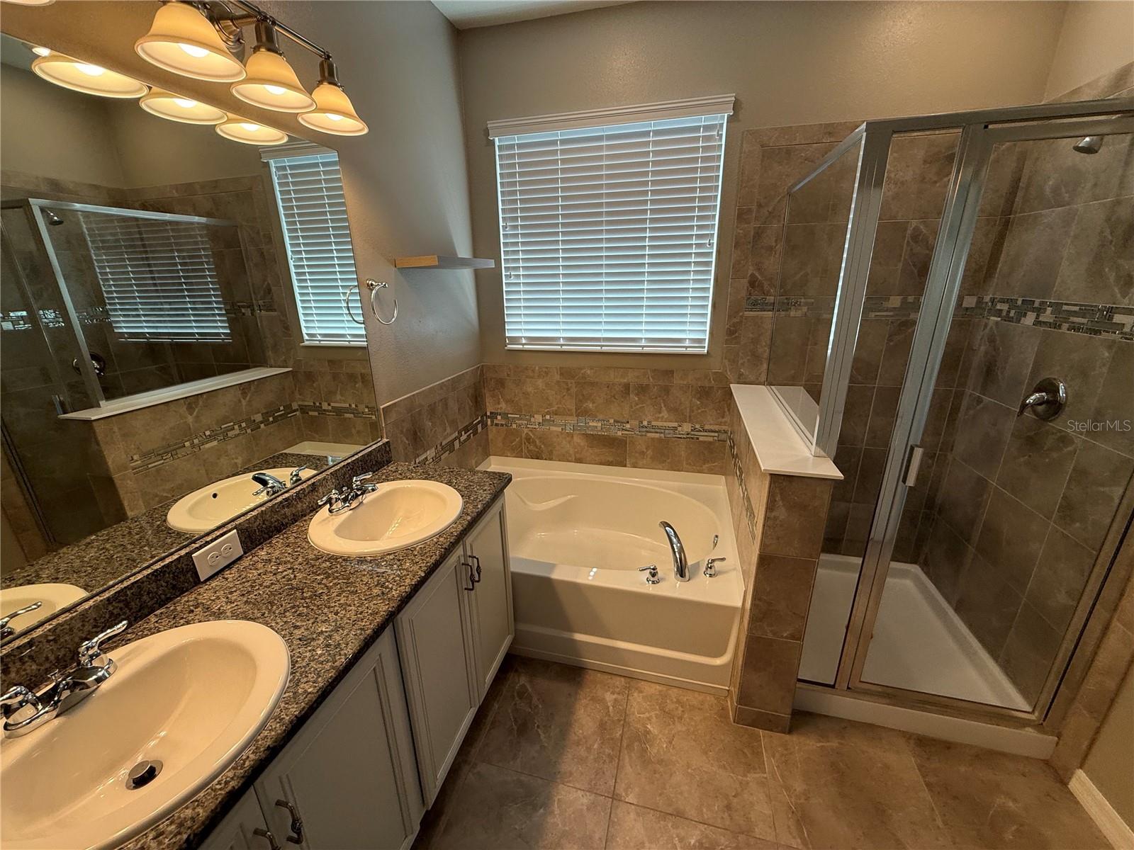 2049 MESIC HAMMOCK WAY, VENICE, FL, 34292