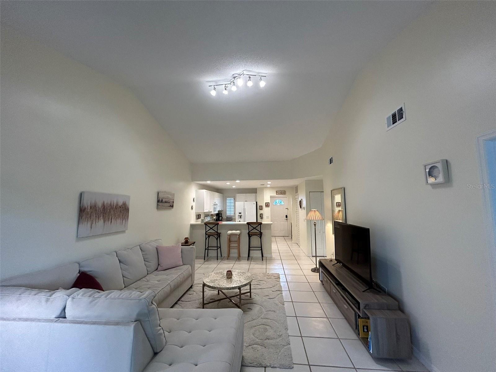 3605 54TH DR W #203, BRADENTON, FL, 34210