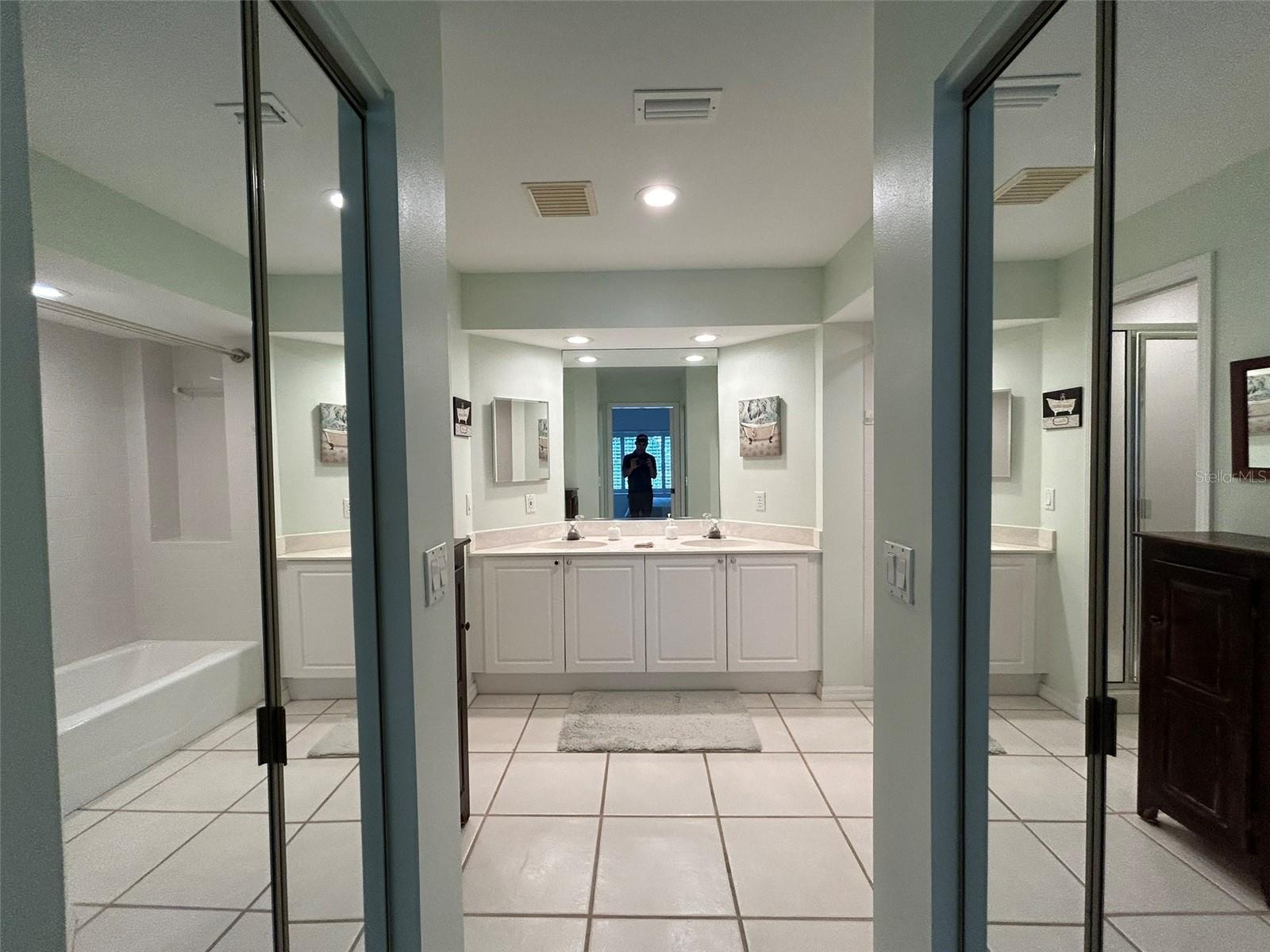 3605 54TH DR W #203, BRADENTON, FL, 34210