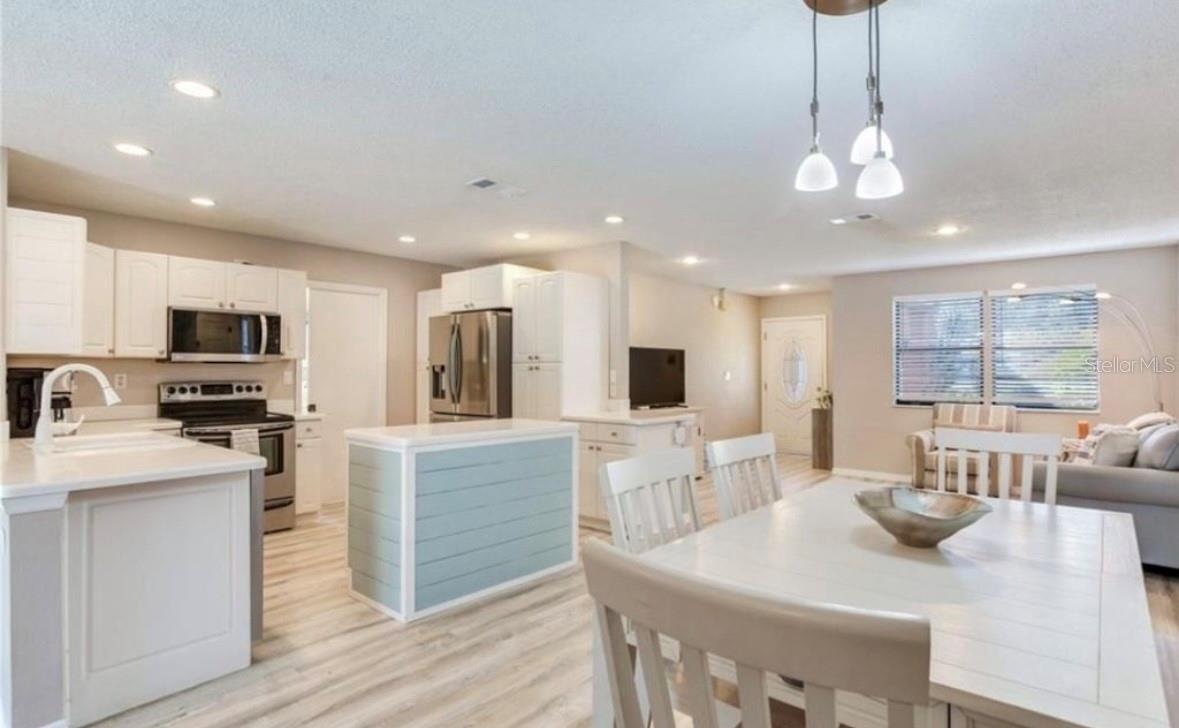 5875 BAY PINES LAKES BLVD, ST PETERSBURG, FL, 33708