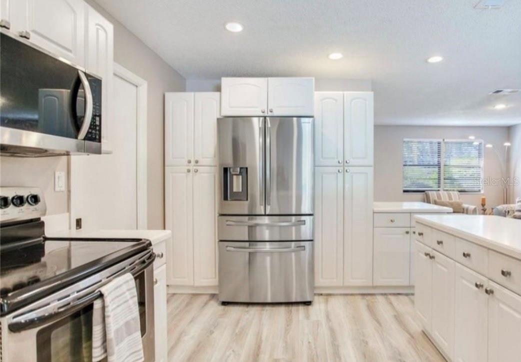 5875 BAY PINES LAKES BLVD, ST PETERSBURG, FL, 33708