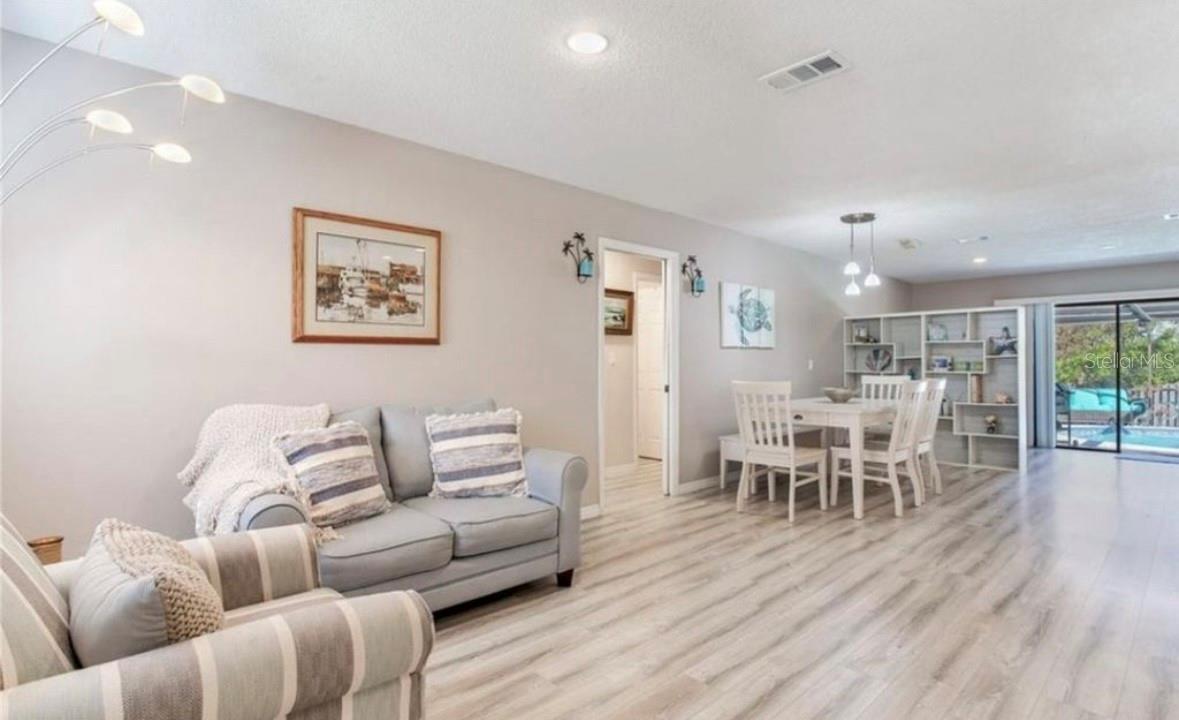 5875 BAY PINES LAKES BLVD, ST PETERSBURG, FL, 33708