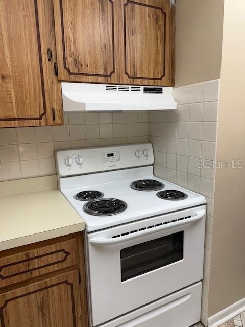 130 JASMINE WOODS CT #9D, DELTONA, FL, 32725