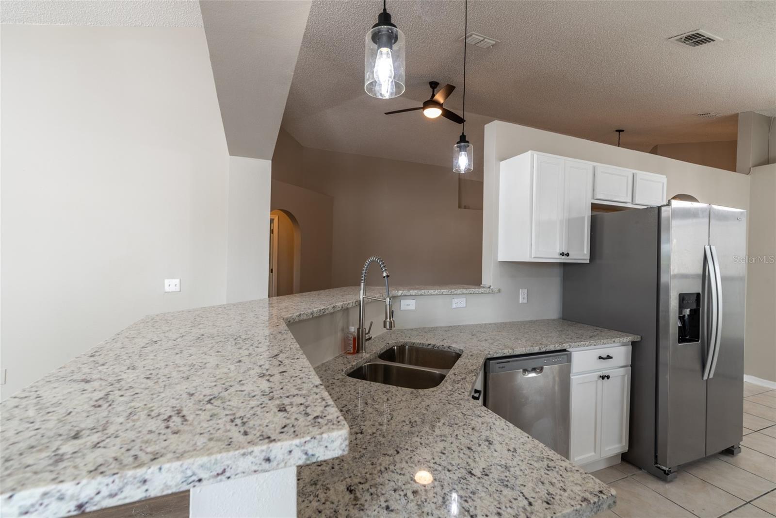 383 FAIRFIELD DR, SANFORD, FL, 32771