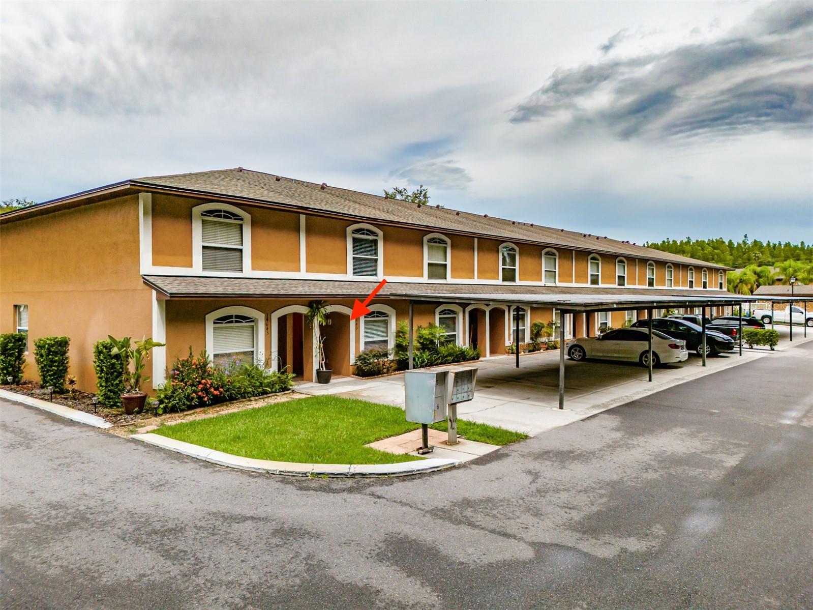 14643 PAR CLUB CIR #14643, TAMPA, FL, 33618