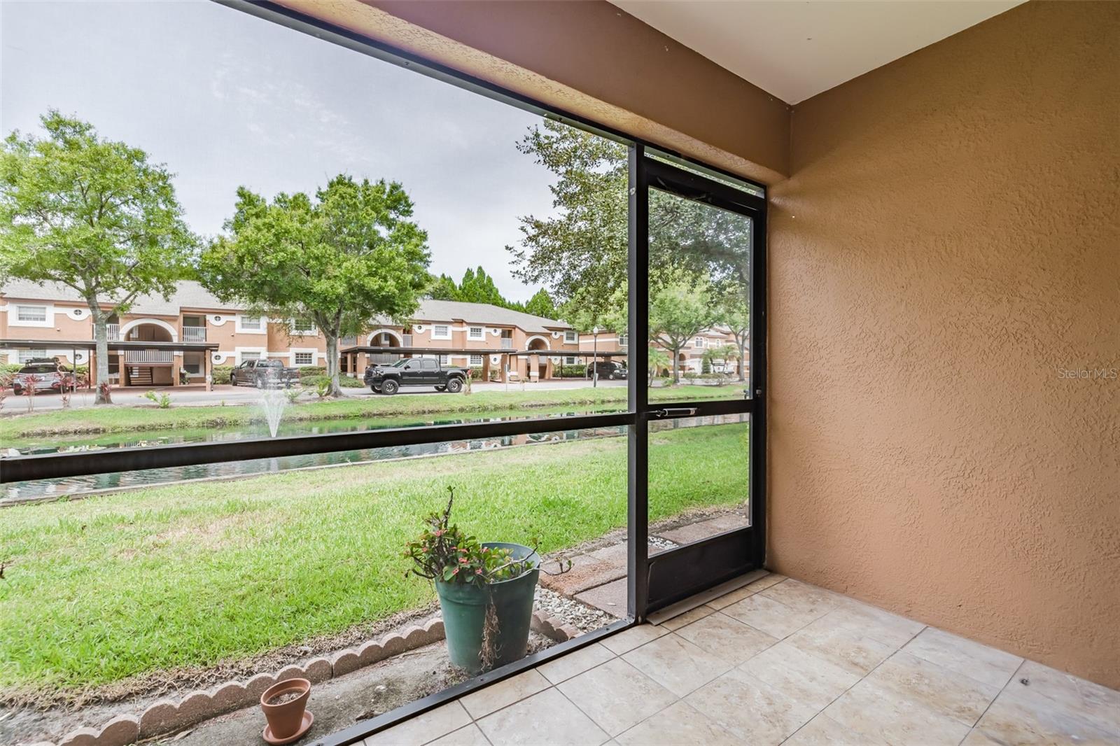 14643 PAR CLUB CIR #14643, TAMPA, FL, 33618