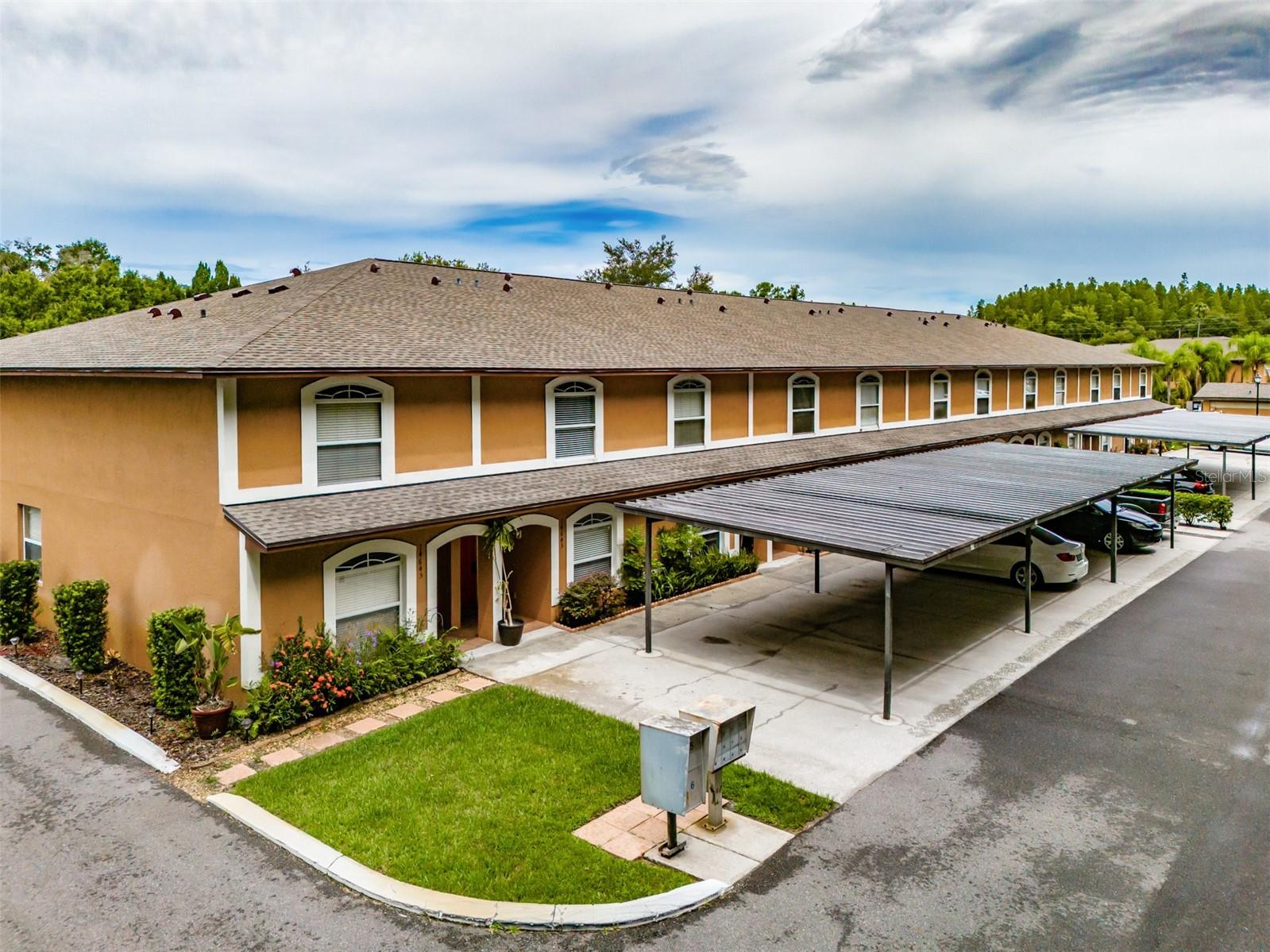 14643 PAR CLUB CIR #14643, TAMPA, FL, 33618