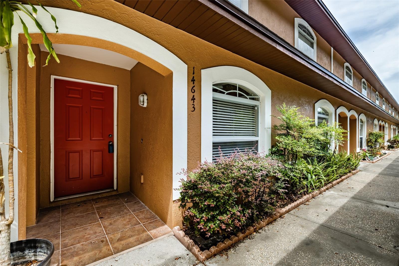 14643 PAR CLUB CIR #14643, TAMPA, FL, 33618