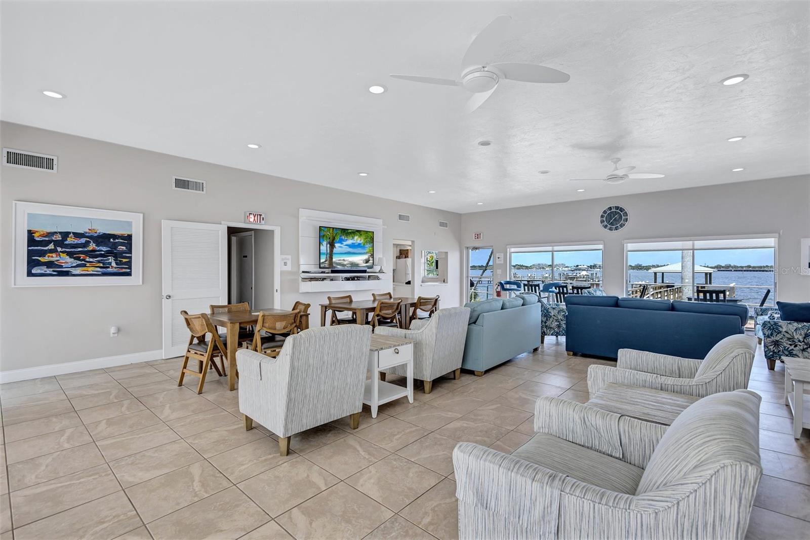 1600 1ST AVE W #102A, BRADENTON, FL, 34205