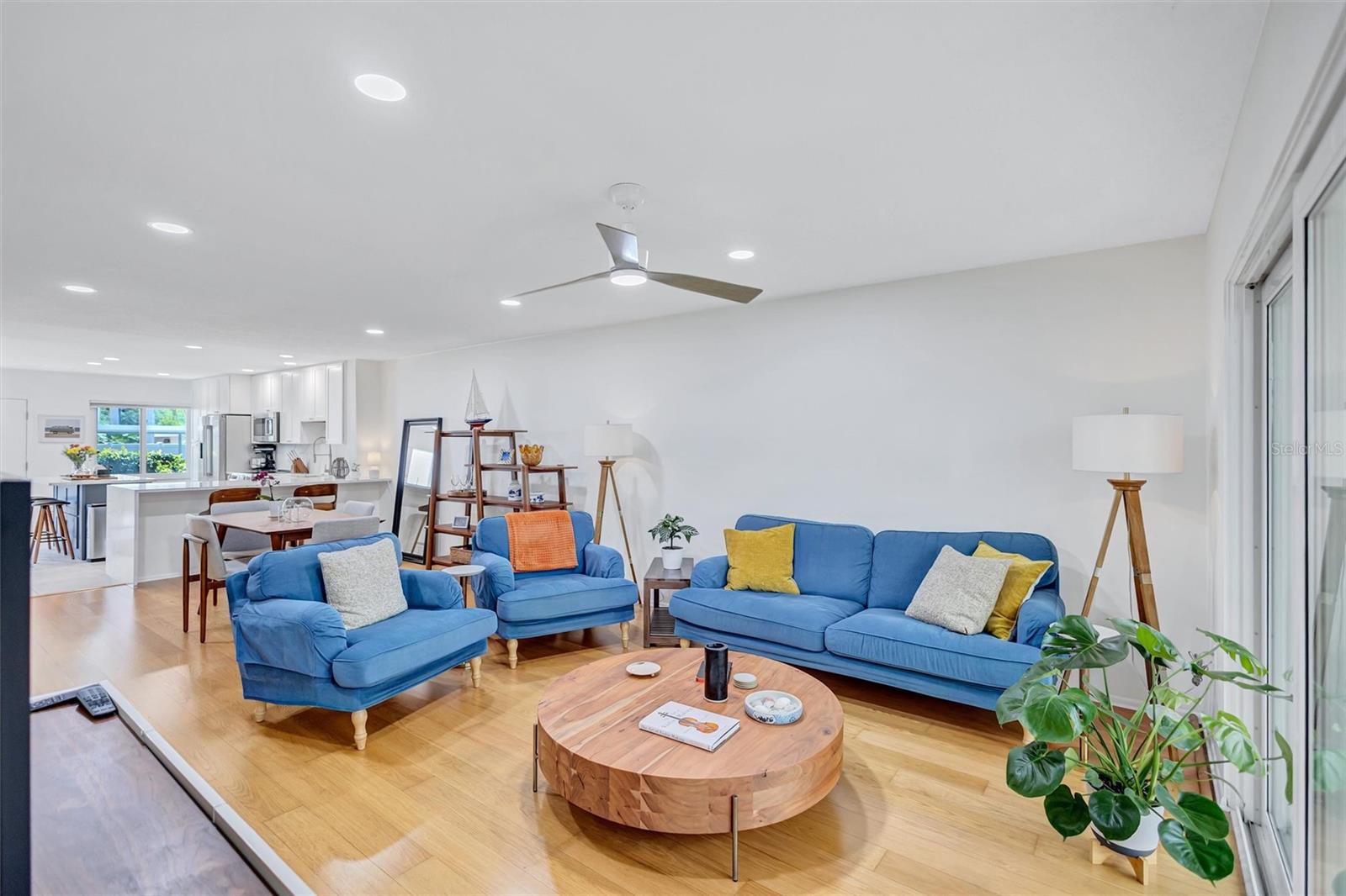 1600 1ST AVE W #102A, BRADENTON, FL, 34205