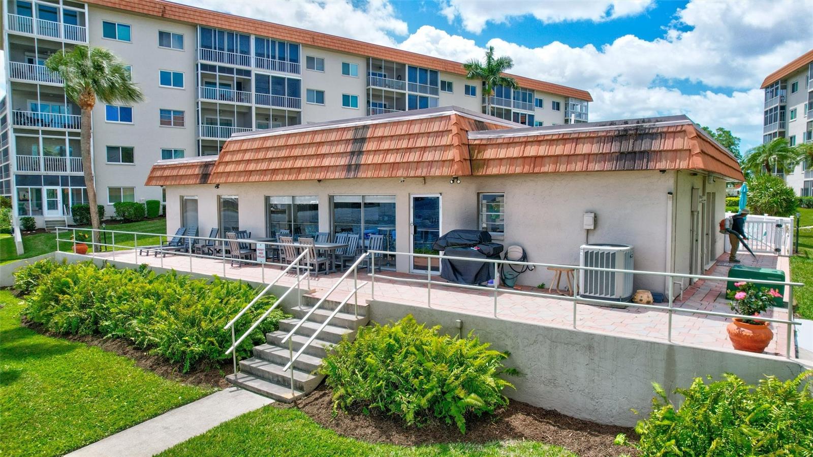 1600 1ST AVE W #102A, BRADENTON, FL, 34205