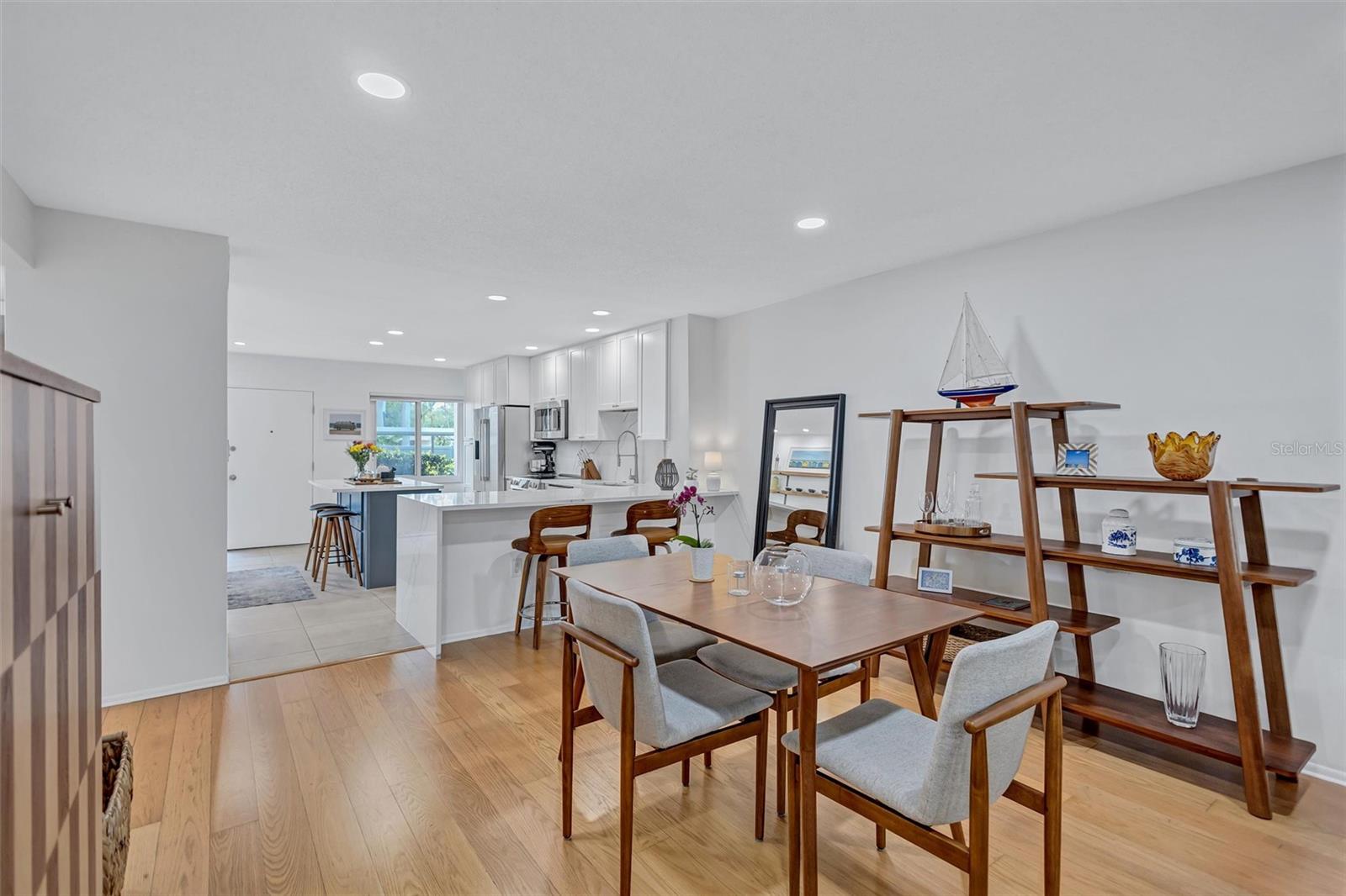 1600 1ST AVE W #102A, BRADENTON, FL, 34205