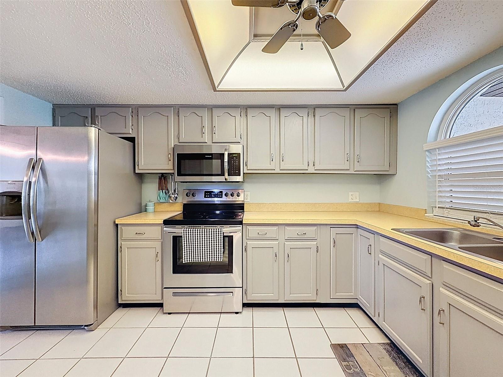 9127 LINGROVE RD, WEEKI WACHEE, FL, 34613