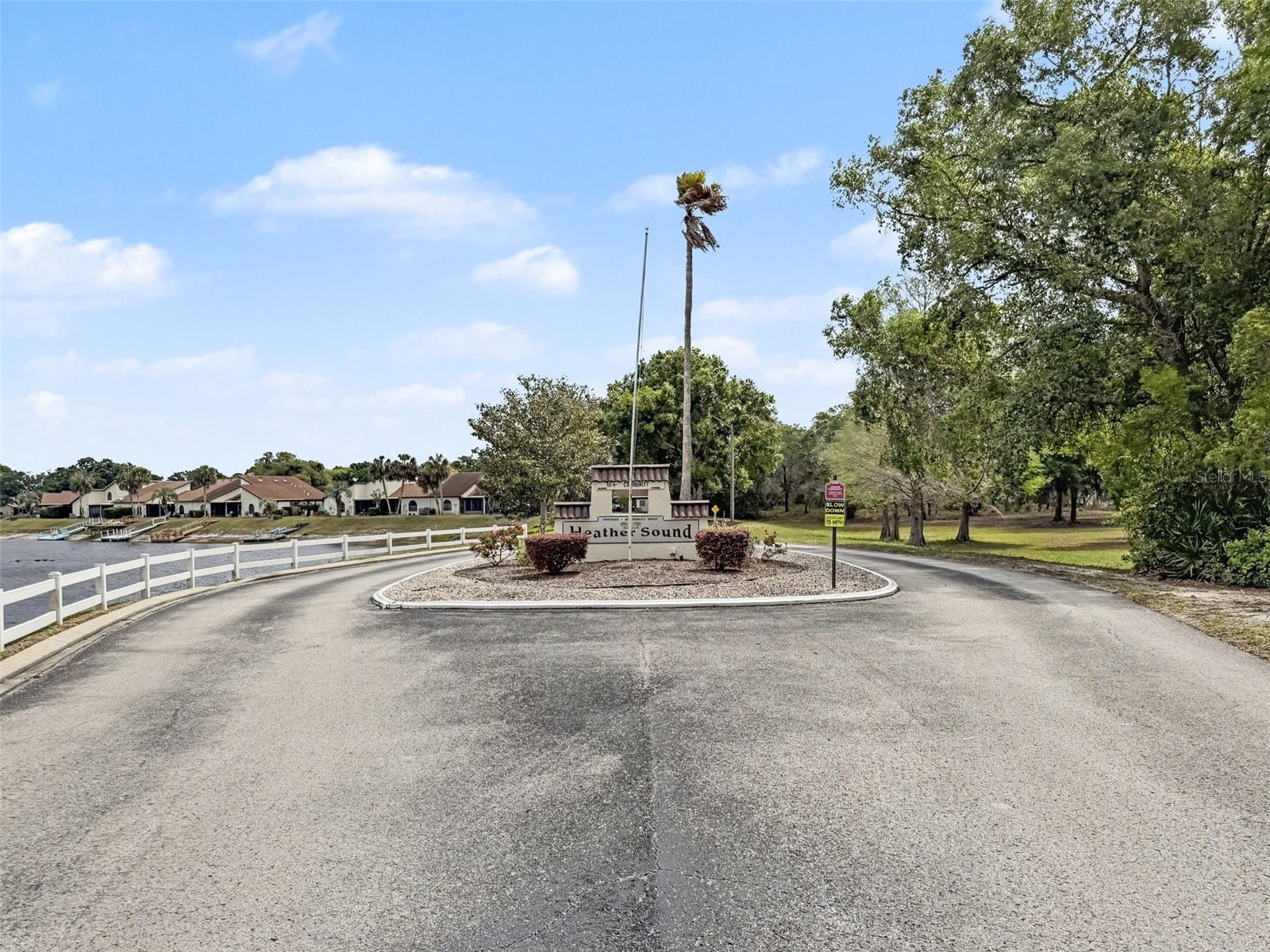 9127 LINGROVE RD, WEEKI WACHEE, FL, 34613