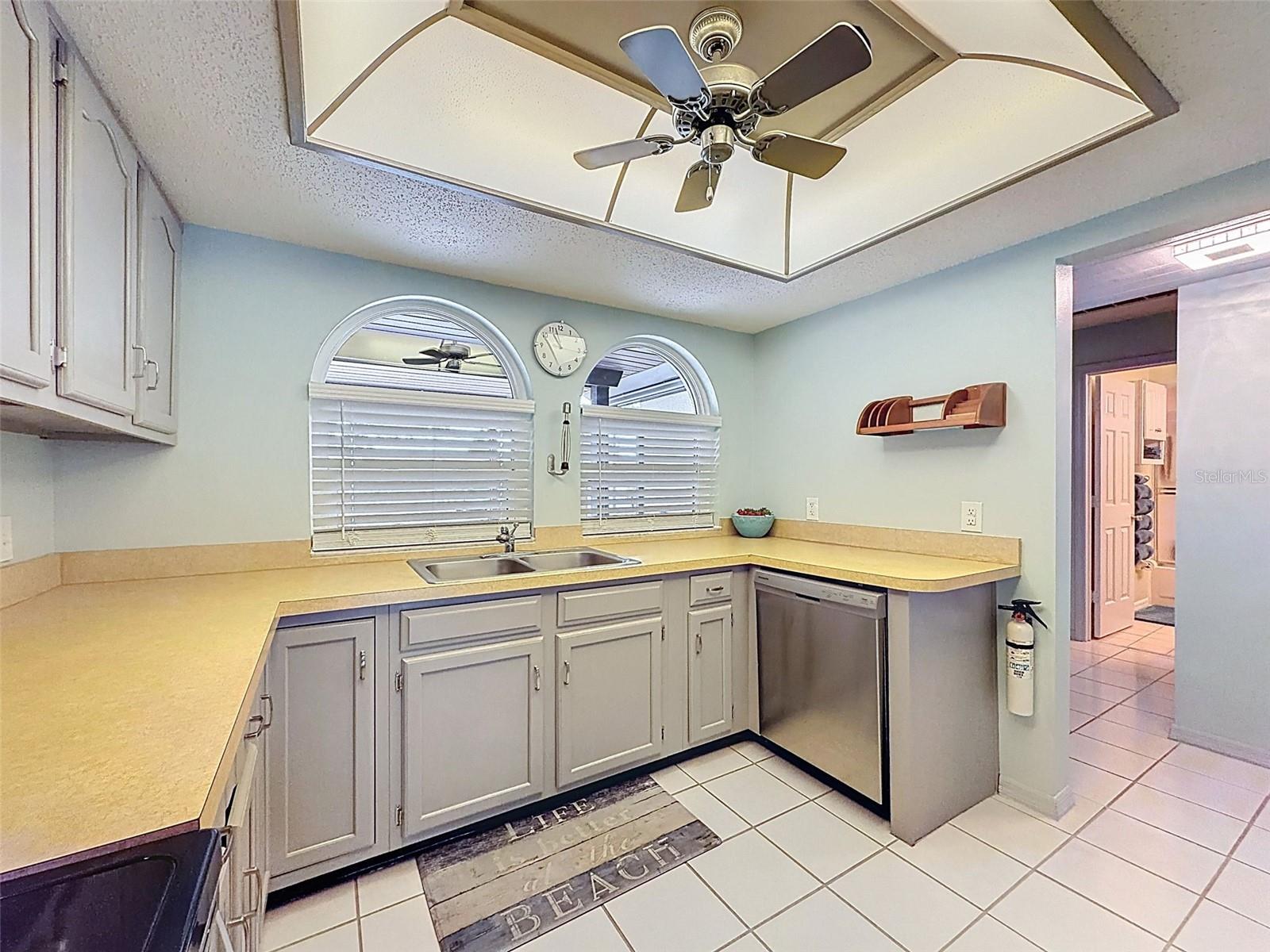 9127 LINGROVE RD, WEEKI WACHEE, FL, 34613