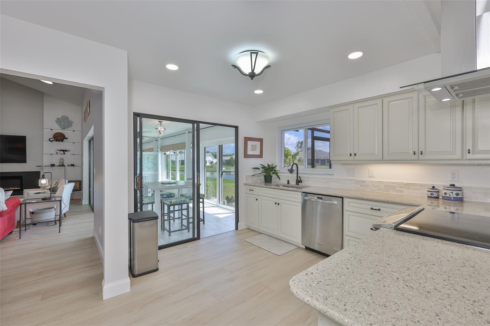 2003 WEDGE CT, SUN CITY CENTER, FL, 33573