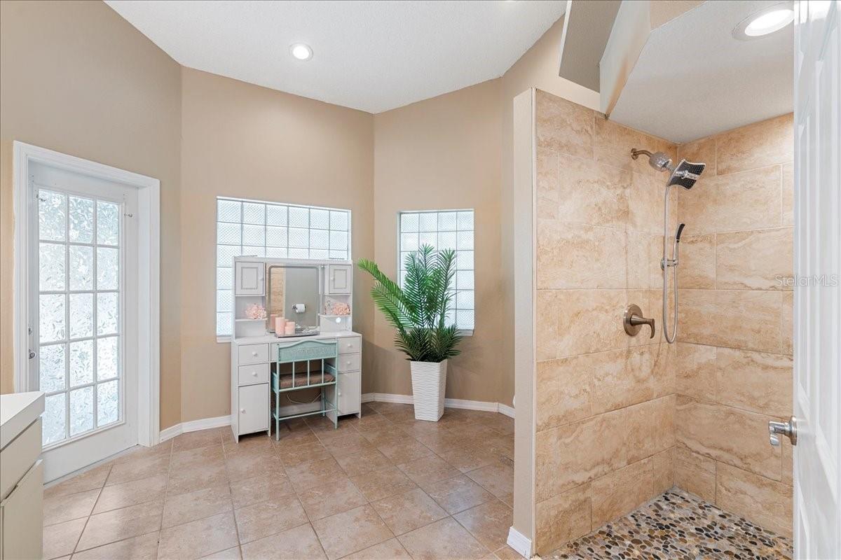 211 FOREST WOOD CT, SPRING HILL, FL, 34609