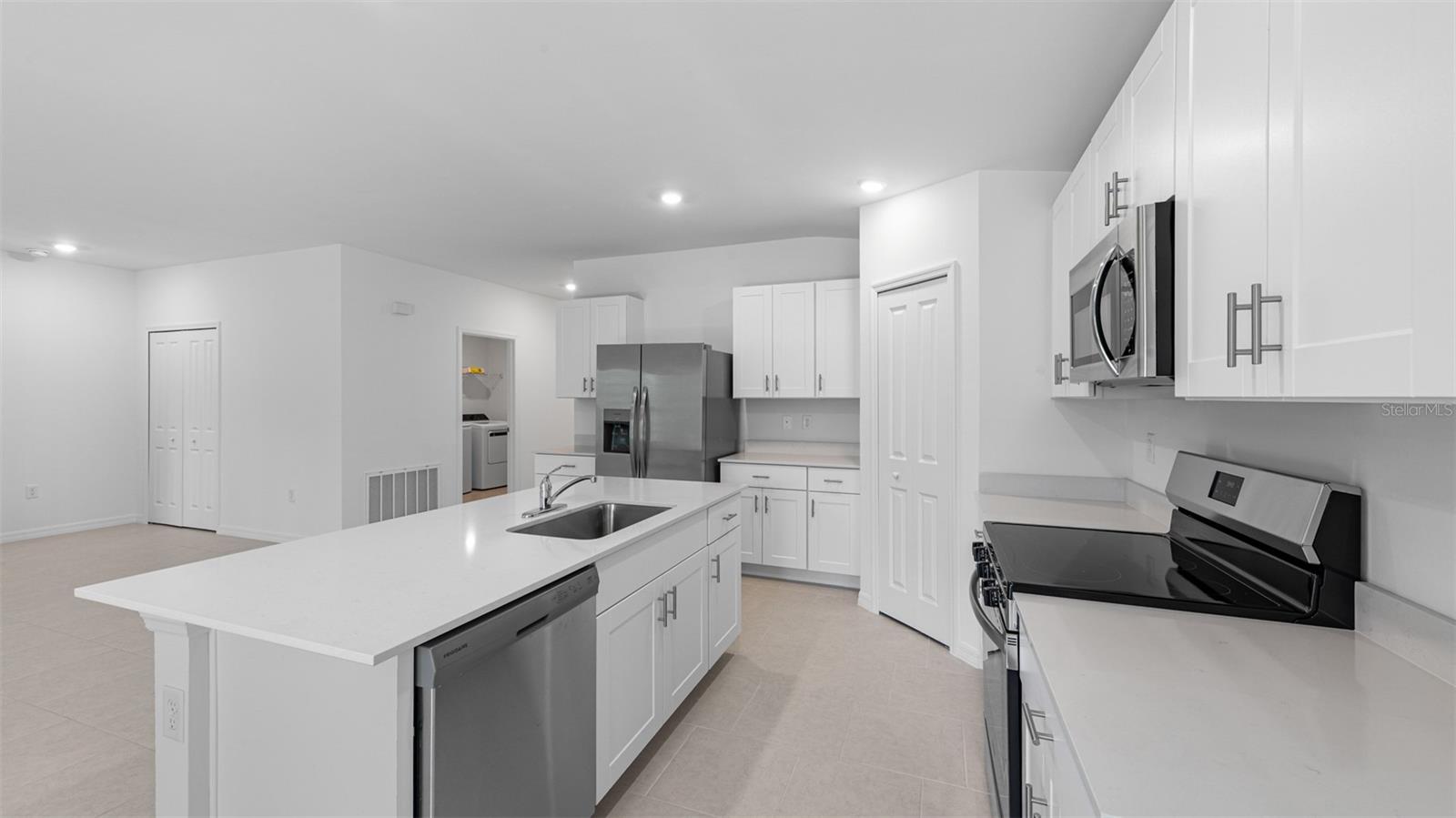 1437 PULASKI ST, PORT CHARLOTTE, FL, 33952