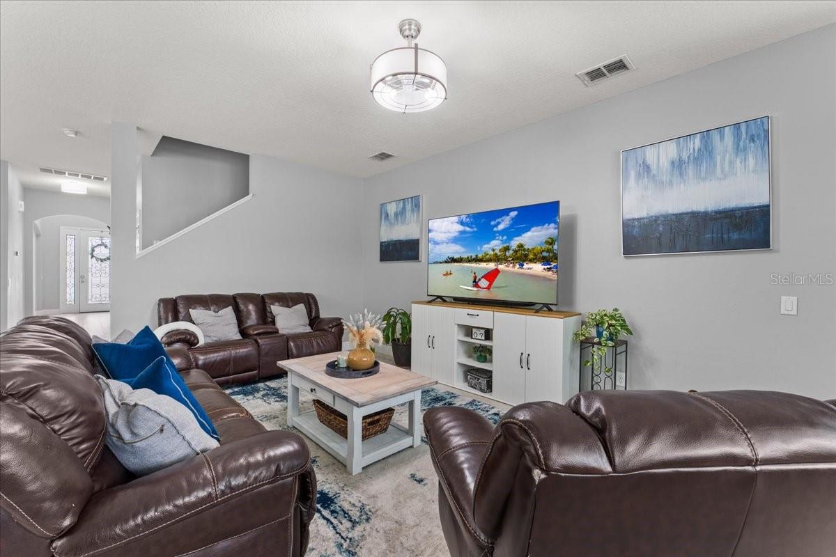 1675 FEATHER GRASS LOOP, LUTZ, FL, 33558