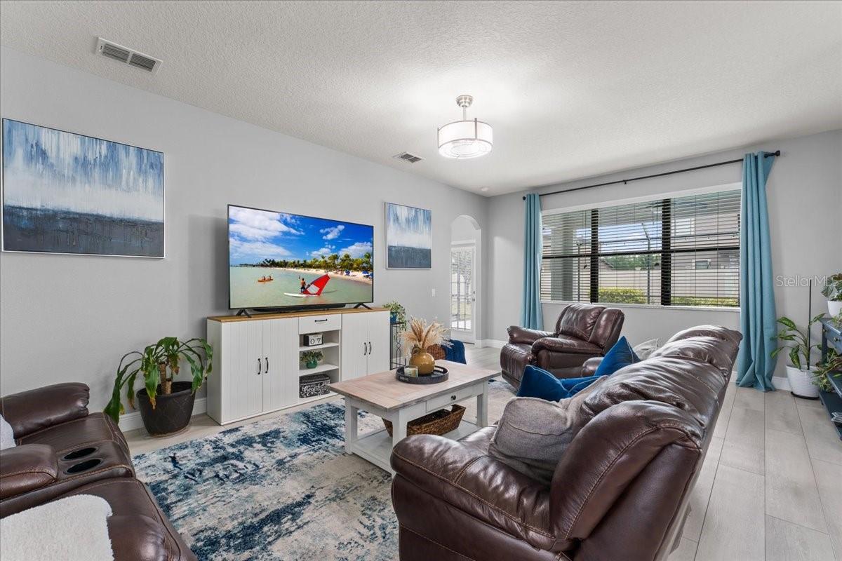 1675 FEATHER GRASS LOOP, LUTZ, FL, 33558