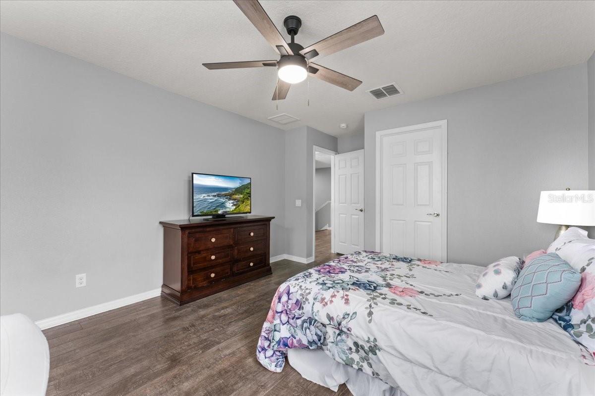 1675 FEATHER GRASS LOOP, LUTZ, FL, 33558